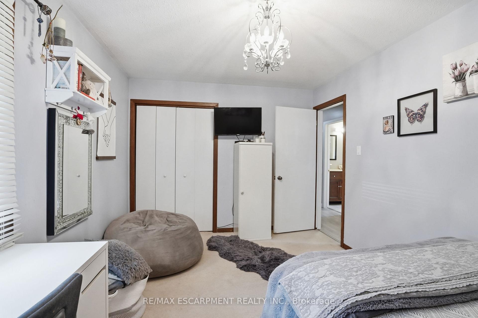Photo 25 of 318 Freelton Road, Hamilton, Freelton — HOMEH