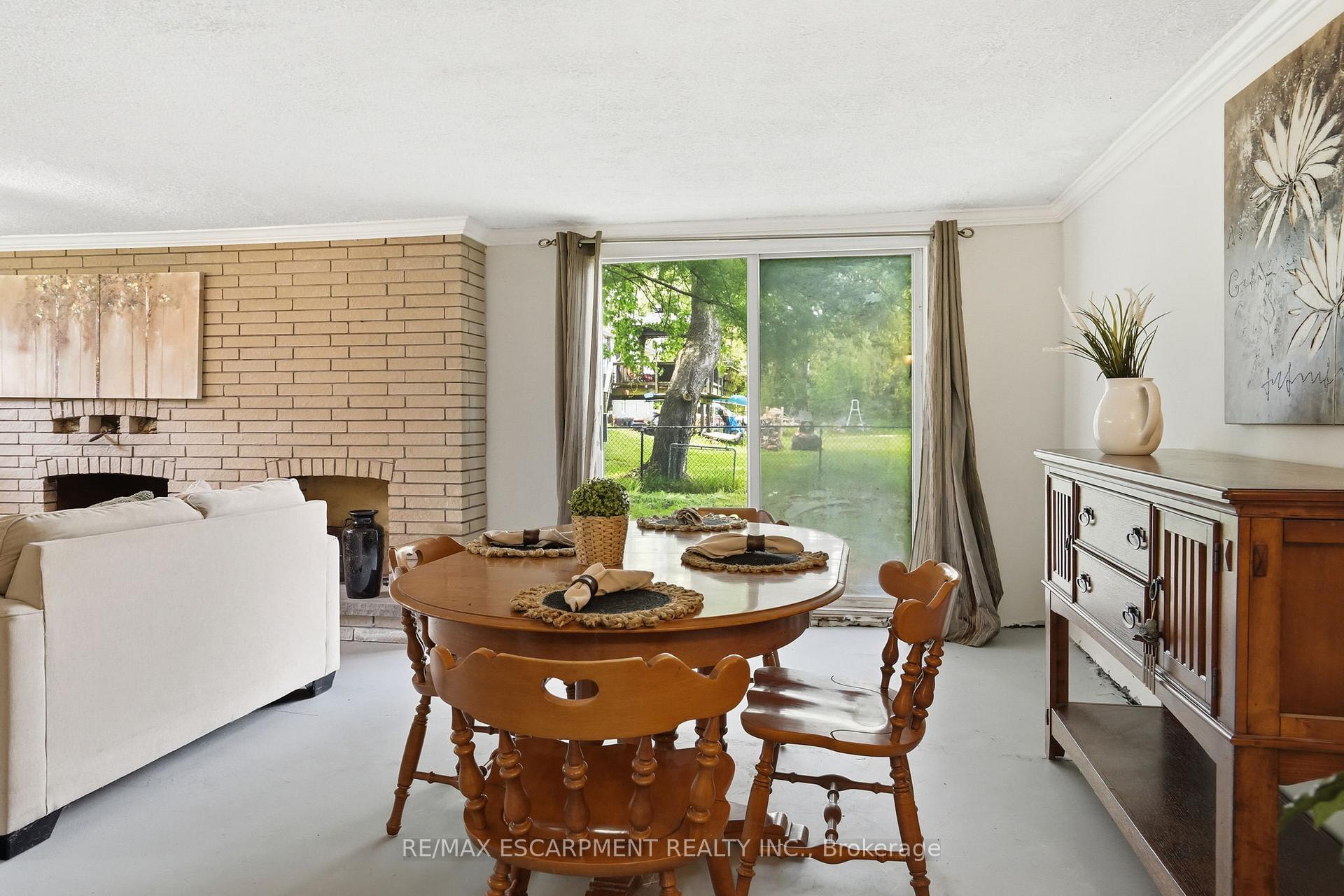 Photo 31 of 318 Freelton Road, Hamilton, Freelton — HOMEH