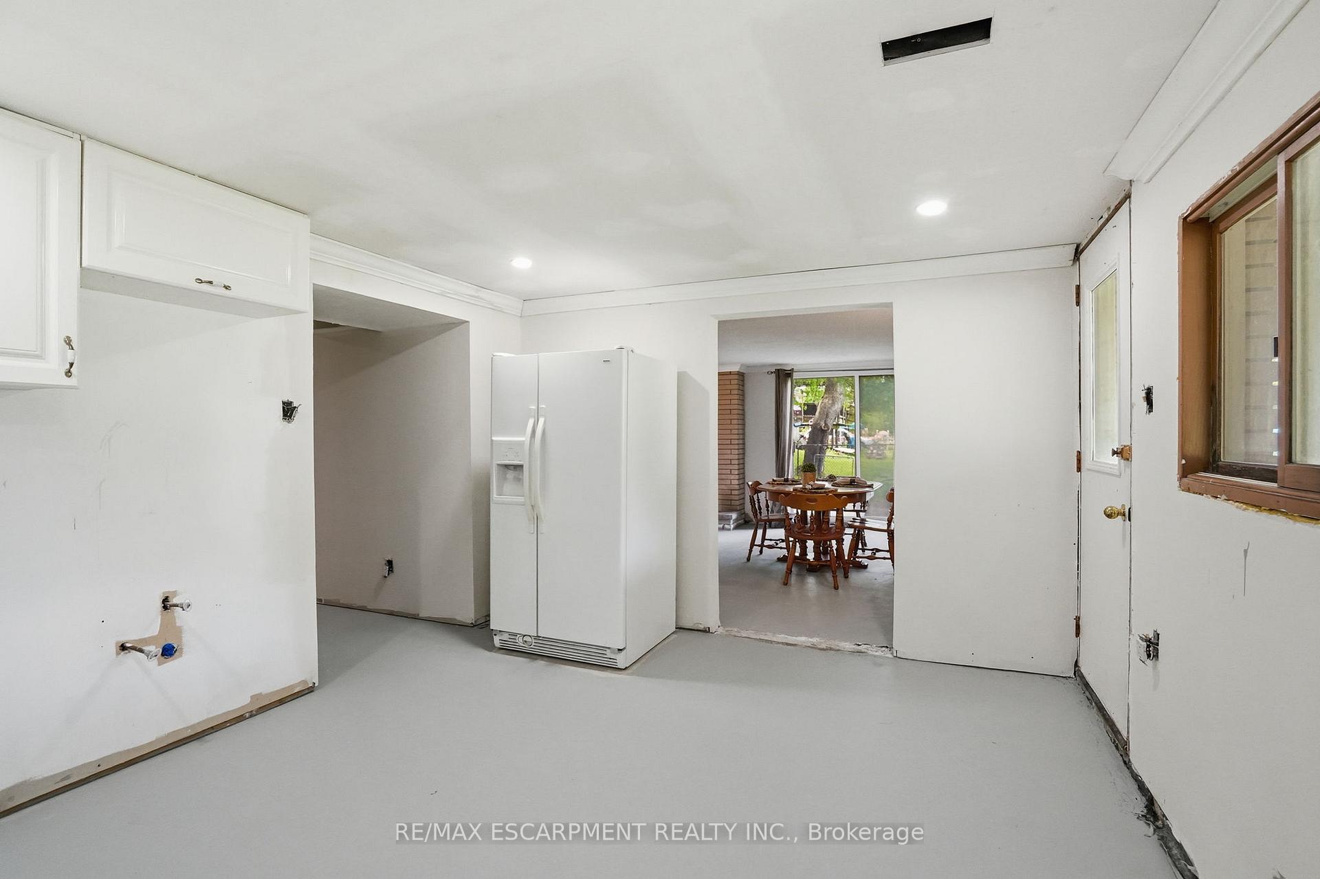 Photo 33 of 318 Freelton Road, Hamilton, Freelton — HOMEH