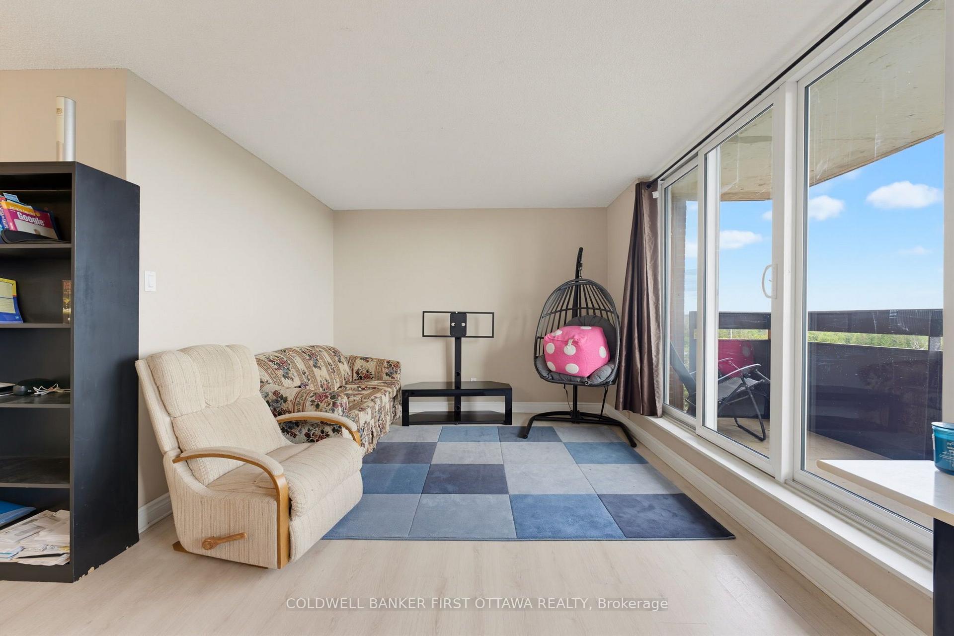 Photo 11 of Unit 803, 2000 Jasmine Crescent, Ottawa, Beacon Hill South — HOMEH