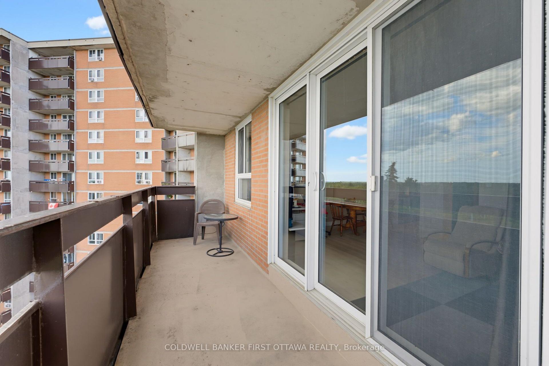 Photo 13 of Unit 803, 2000 Jasmine Crescent, Ottawa, Beacon Hill South — HOMEH