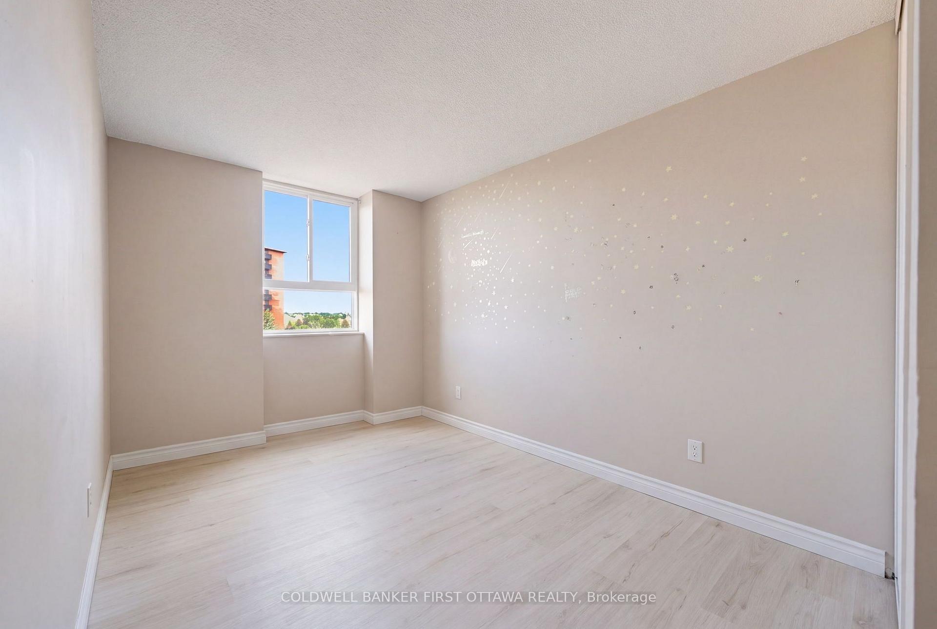 Photo 35 of Unit 803, 2000 Jasmine Crescent, Ottawa, Beacon Hill South — HOMEH