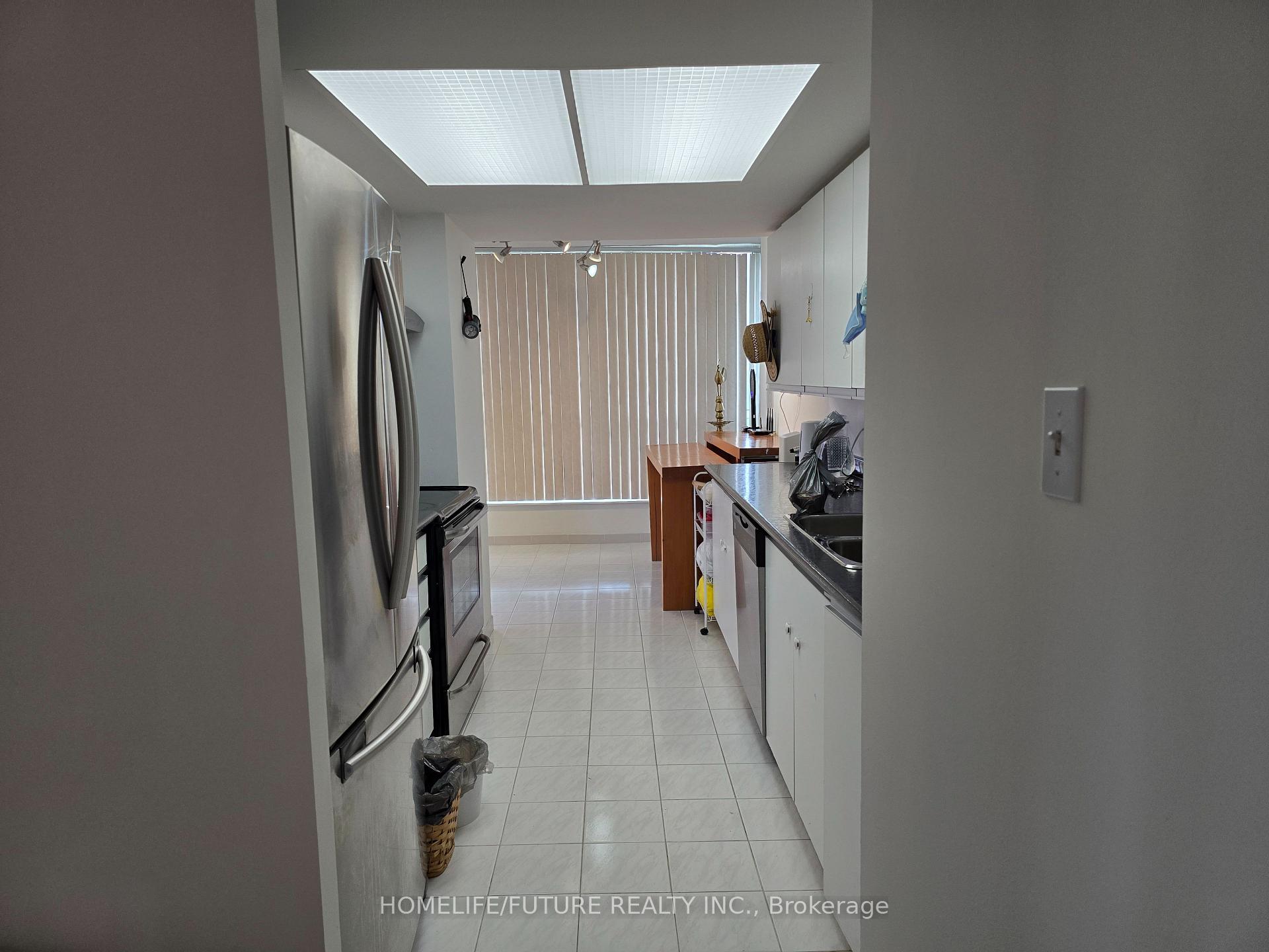 Photo 13 of Unit 1117, 5 Rowntree Road, Etobicoke, Mount Olive-Silverstone-Jamestown — HOMEH
