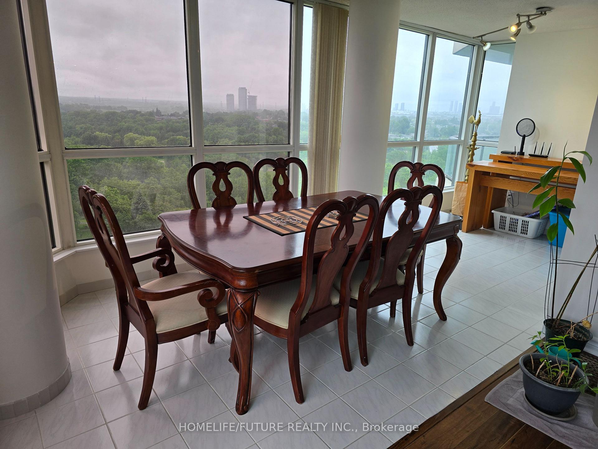 Photo 19 of Unit 1117, 5 Rowntree Road, Etobicoke, Mount Olive-Silverstone-Jamestown — HOMEH