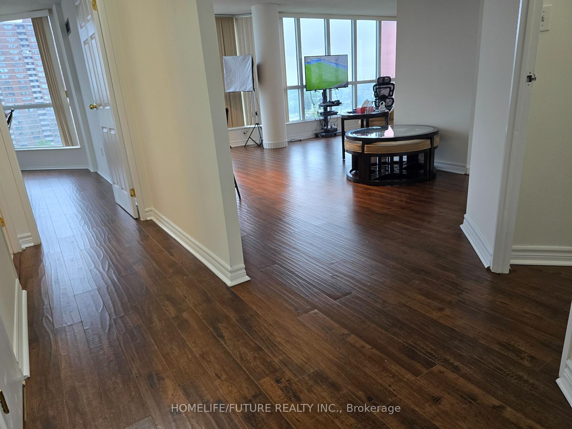 Photo 23 of Unit 1117, 5 Rowntree Road, Etobicoke, Mount Olive-Silverstone-Jamestown — HOMEH