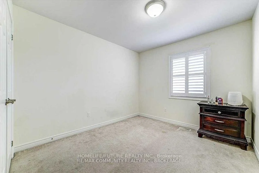 Photo 36 of 84 Wimbledon Court, Whitby, Williamsburg — HOMEH