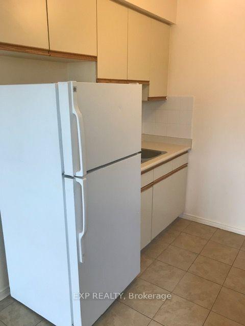 Photo 9 of Unit 3, 520 Bloor Street E, Oshawa, Lakeview — HOMEH