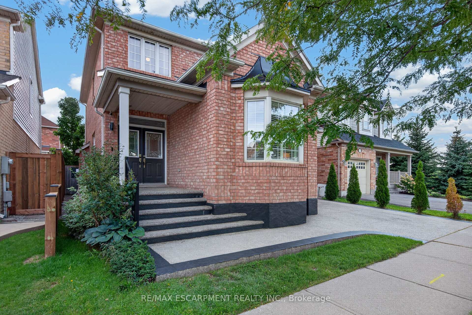 Photo 3 of 755 Rayner Court, Milton, Harrison — HOMEH