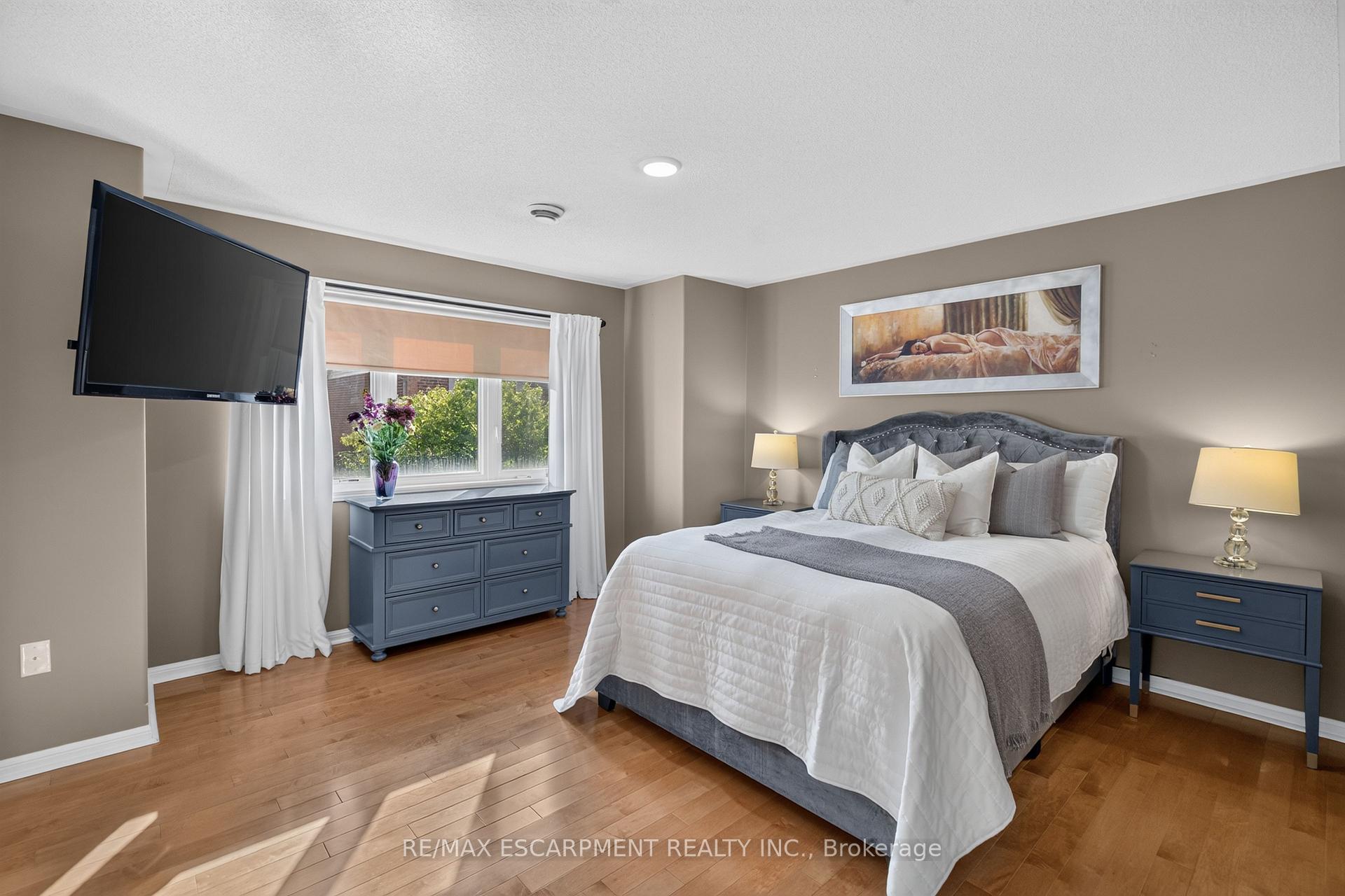 Photo 21 of 755 Rayner Court, Milton, Harrison — HOMEH