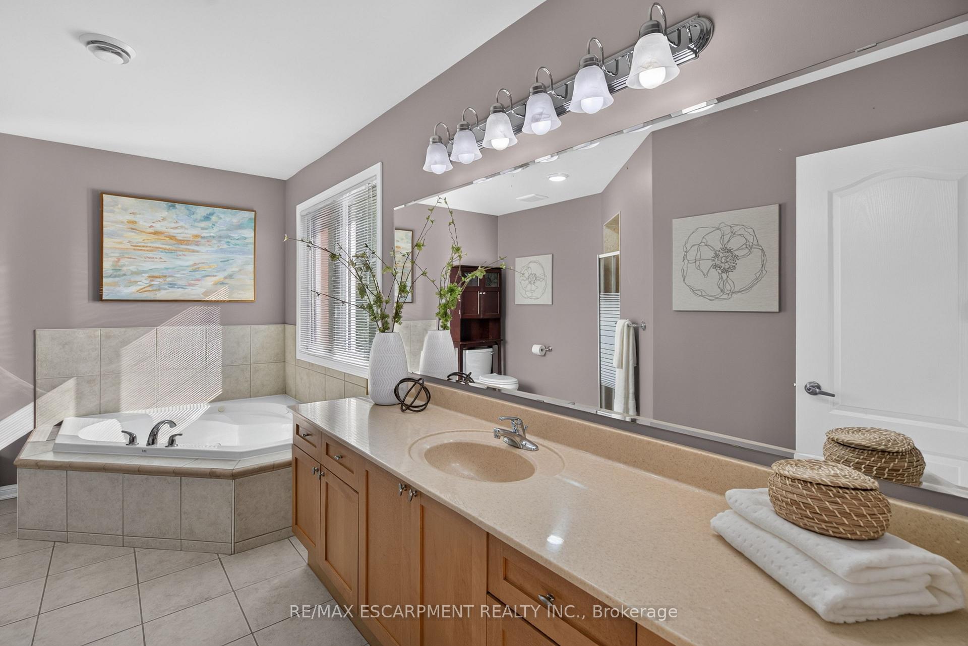 Photo 23 of 755 Rayner Court, Milton, Harrison — HOMEH