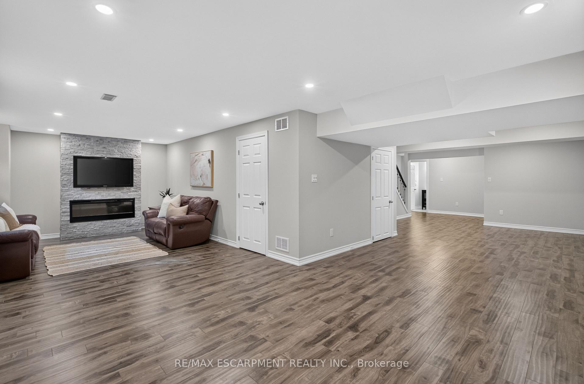 Photo 26 of 755 Rayner Court, Milton, Harrison — HOMEH