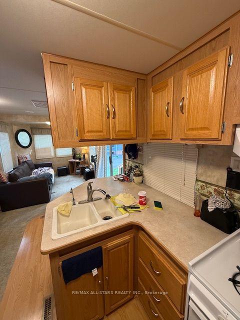 Photo 17 of Unit 137, 285 Crydermans Side Road, Georgina, Baldwin — HOMEH