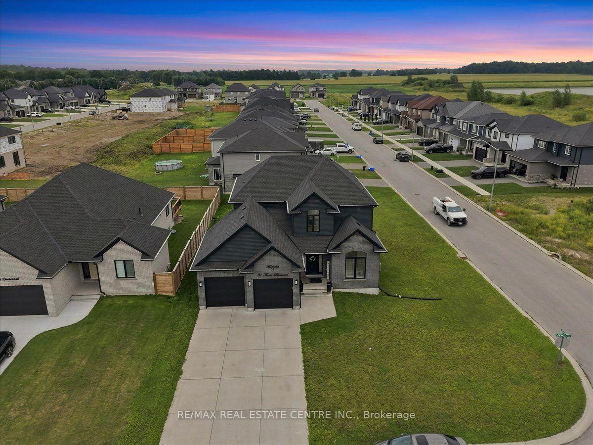Photo 3 of 31 Ferris Boulevard, Zorra, Thamesford — HOMEH