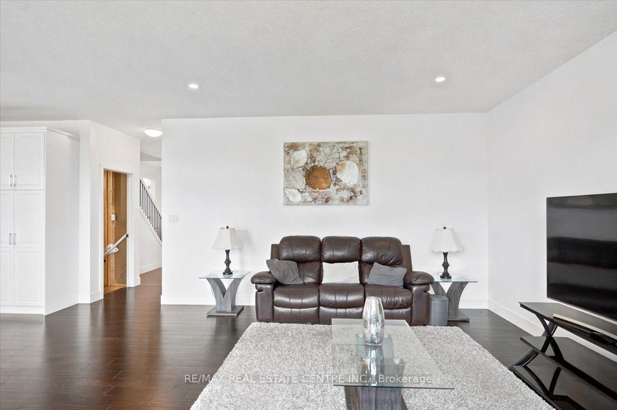 Photo 17 of 31 Ferris Boulevard, Zorra, Thamesford — HOMEH