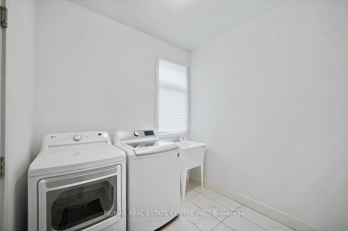 Photo 33 of 31 Ferris Boulevard, Zorra, Thamesford — HOMEH