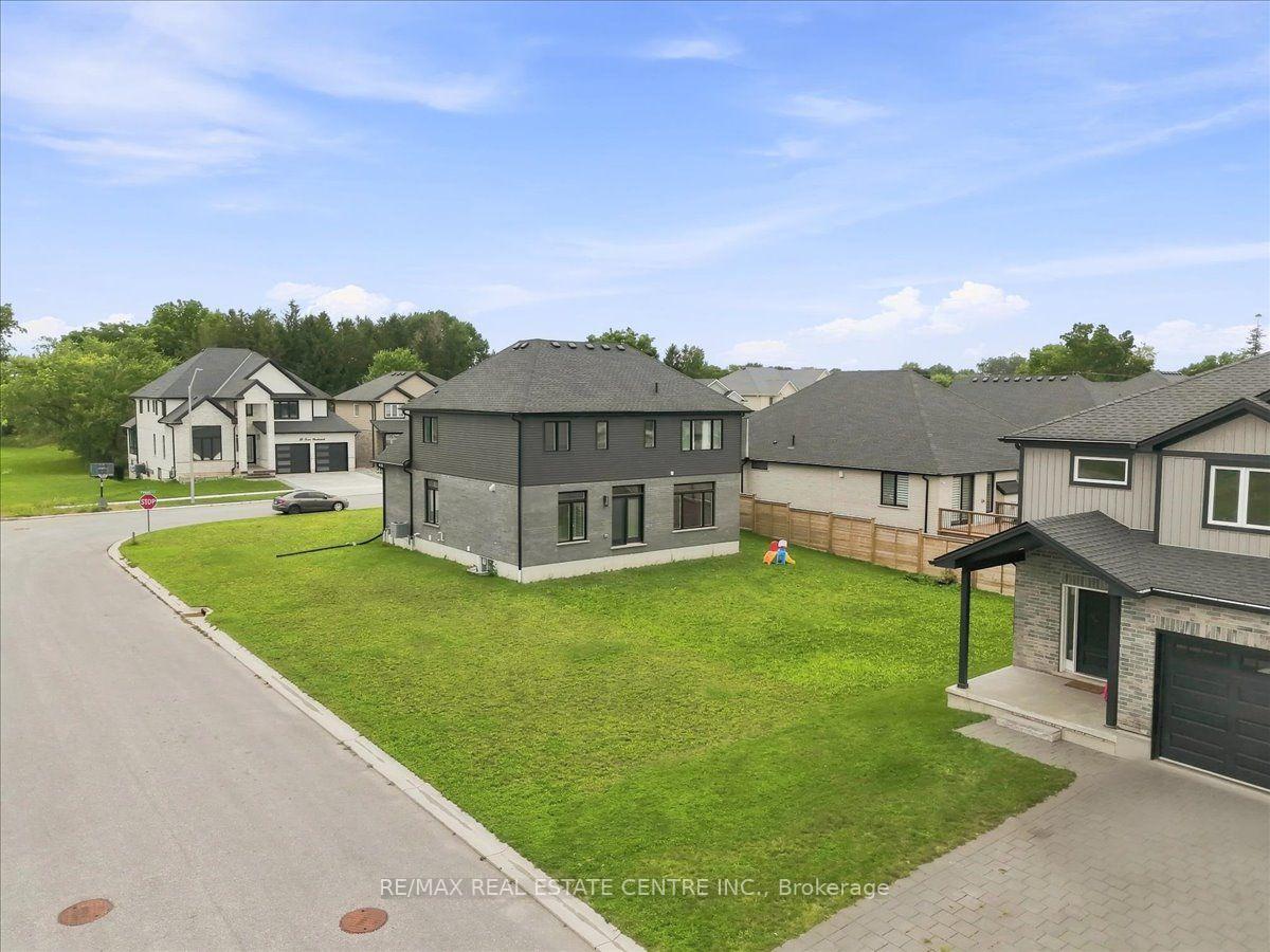 Photo 46 of 31 Ferris Boulevard, Zorra, Thamesford — HOMEH