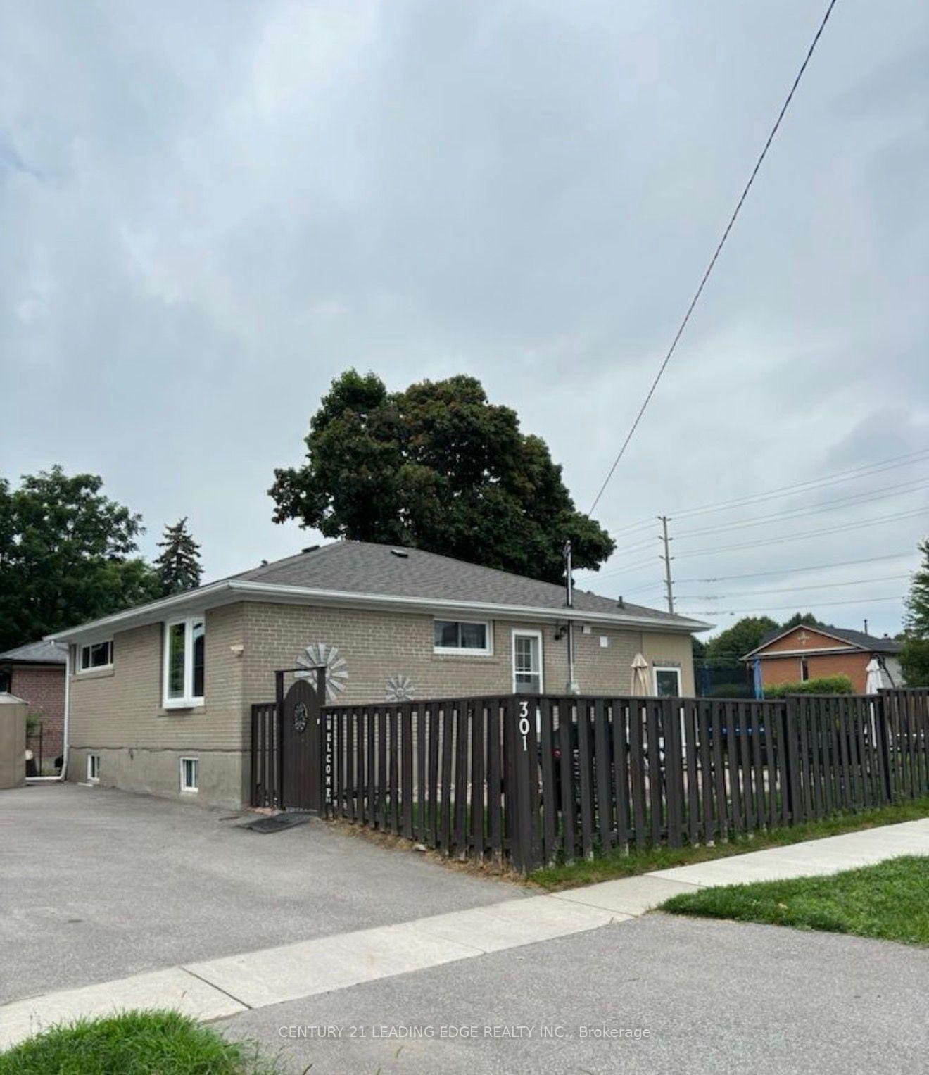 Photo 1 of 301 Rossland Road W, Whitby, Williamsburg — HOMEH