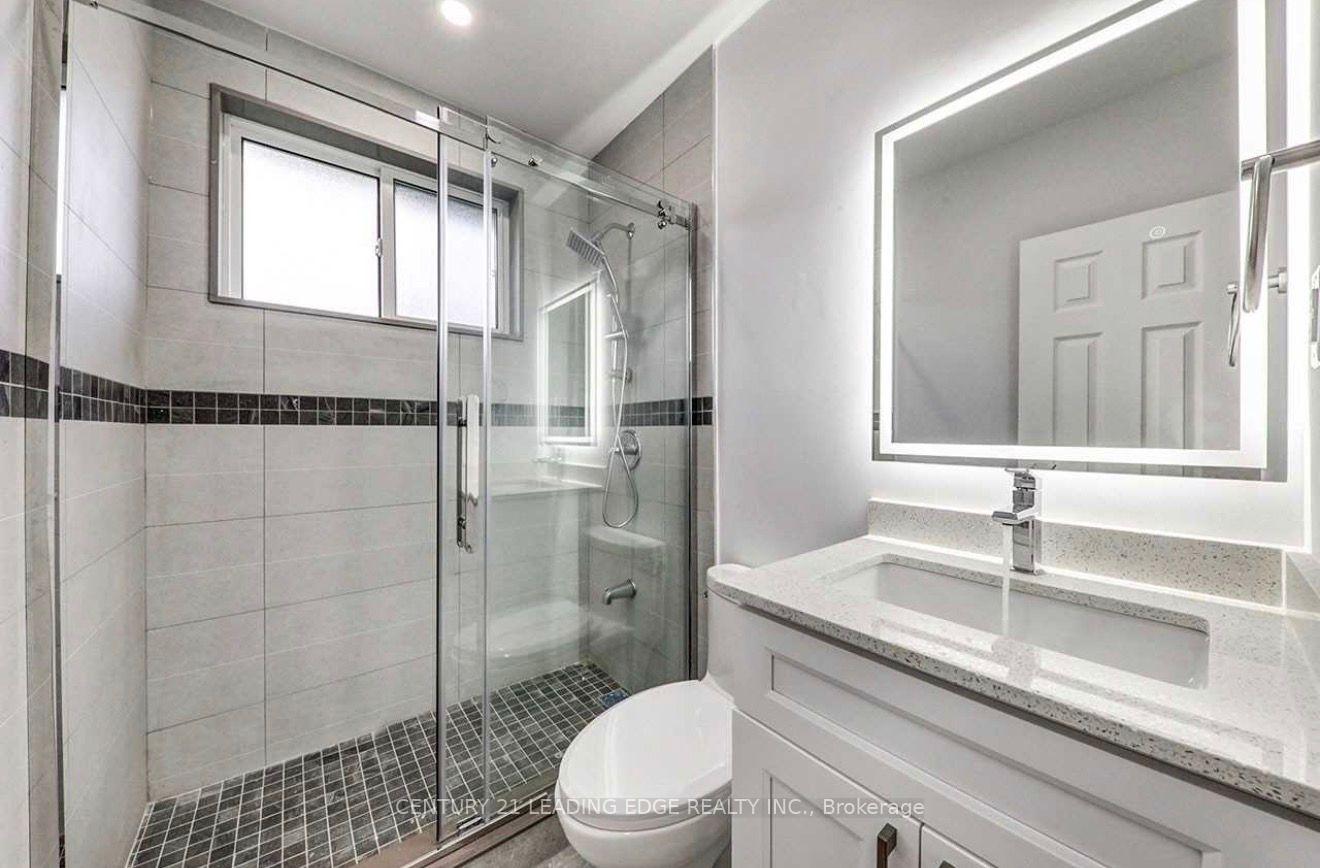 Photo 10 of 301 Rossland Road W, Whitby, Williamsburg — HOMEH