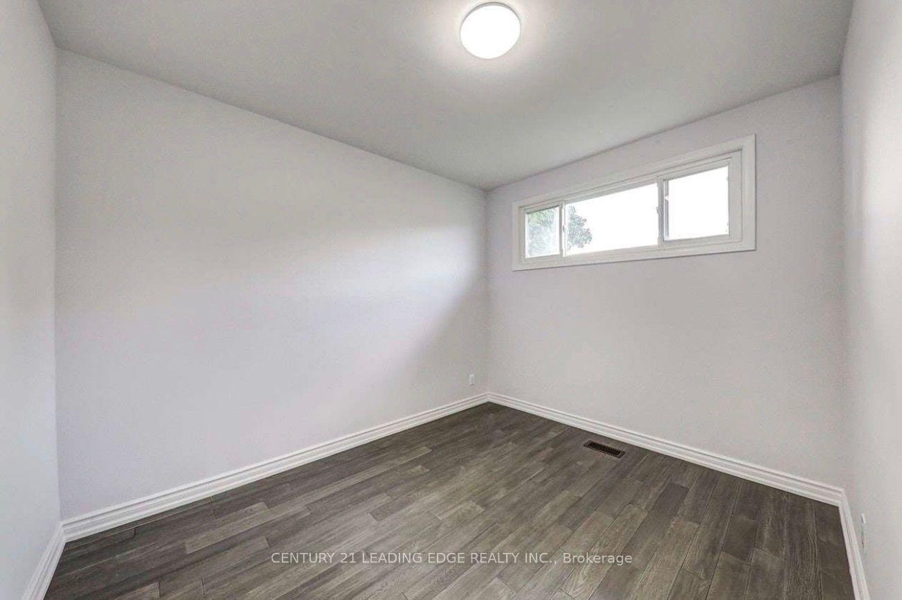 Photo 13 of 301 Rossland Road W, Whitby, Williamsburg — HOMEH