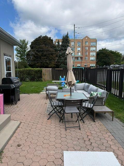 Photo 37 of 301 Rossland Road W, Whitby, Williamsburg — HOMEH