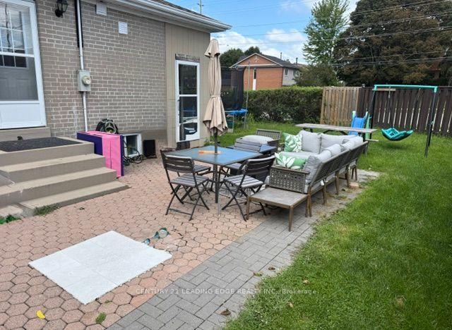 Photo 38 of 301 Rossland Road W, Whitby, Williamsburg — HOMEH
