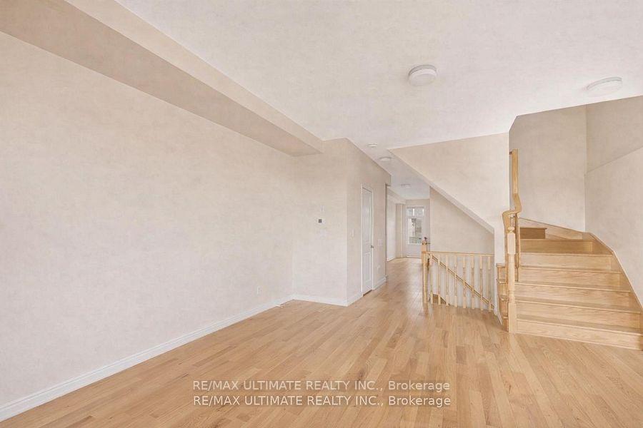 Photo 8 of 2632 Castlegate Crossing Drive, Pickering, Duffin Heights — HOMEH
