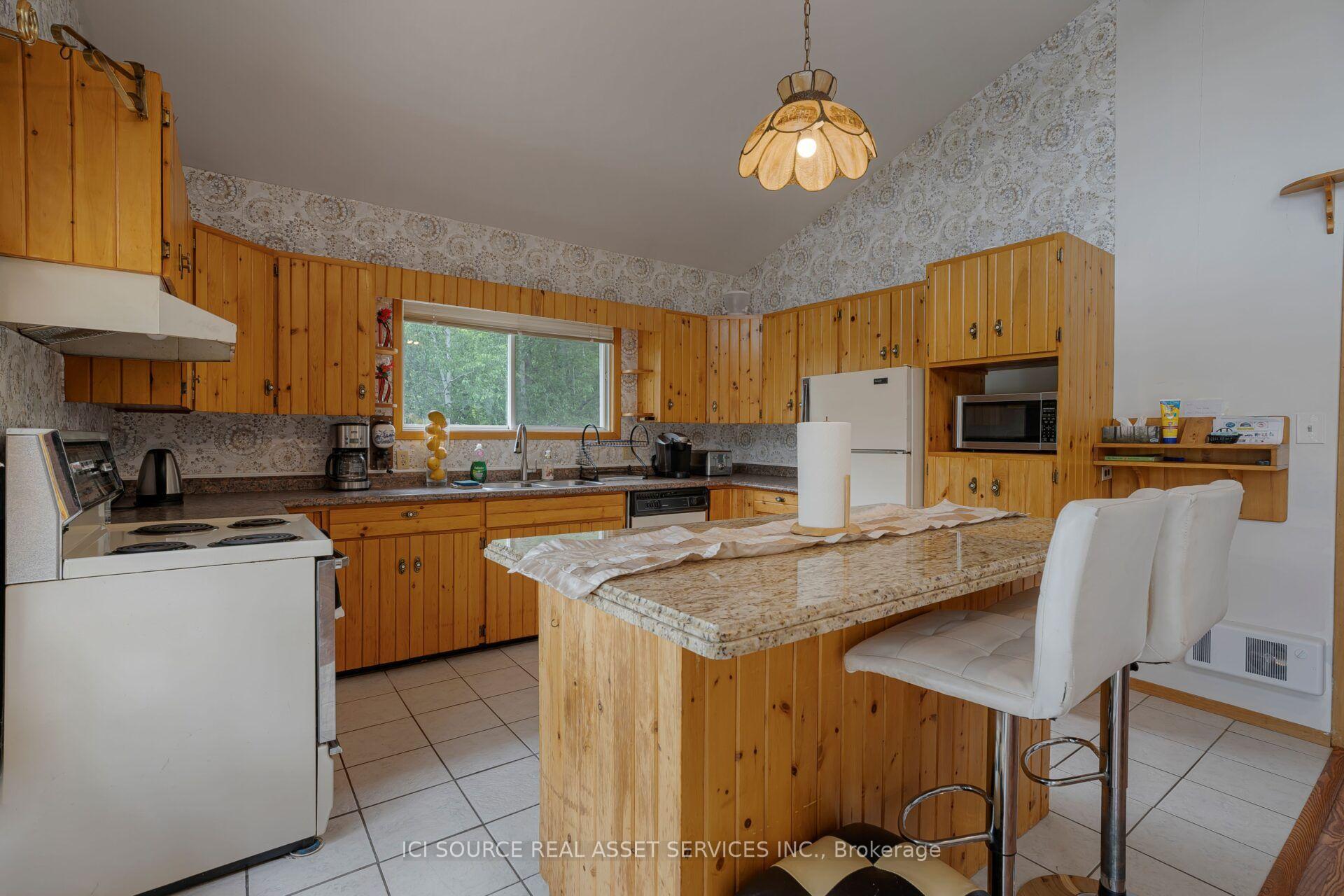 Photo 6 of 933 Ferguson Road, Armour — HOMEH