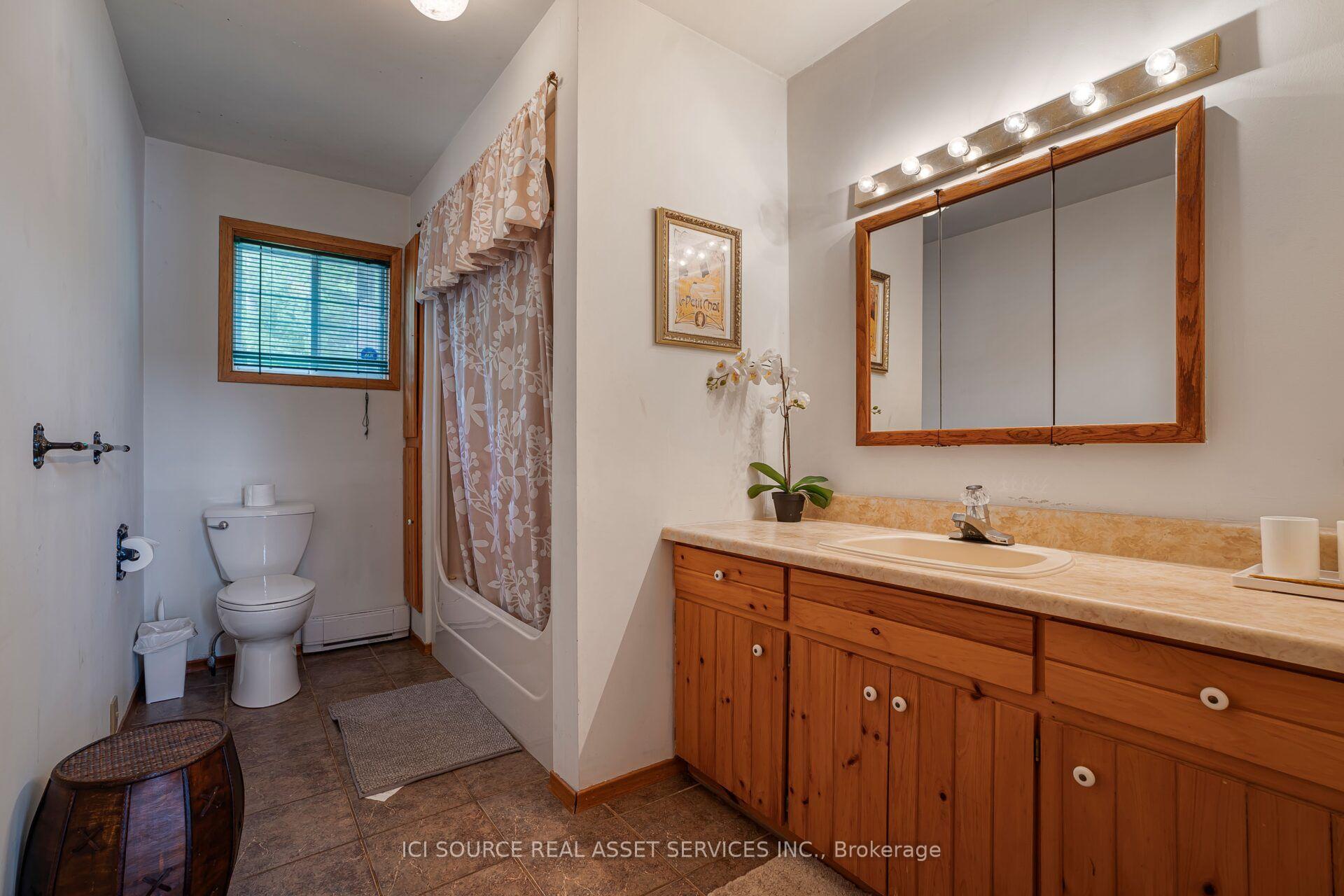 Photo 12 of 933 Ferguson Road, Armour — HOMEH