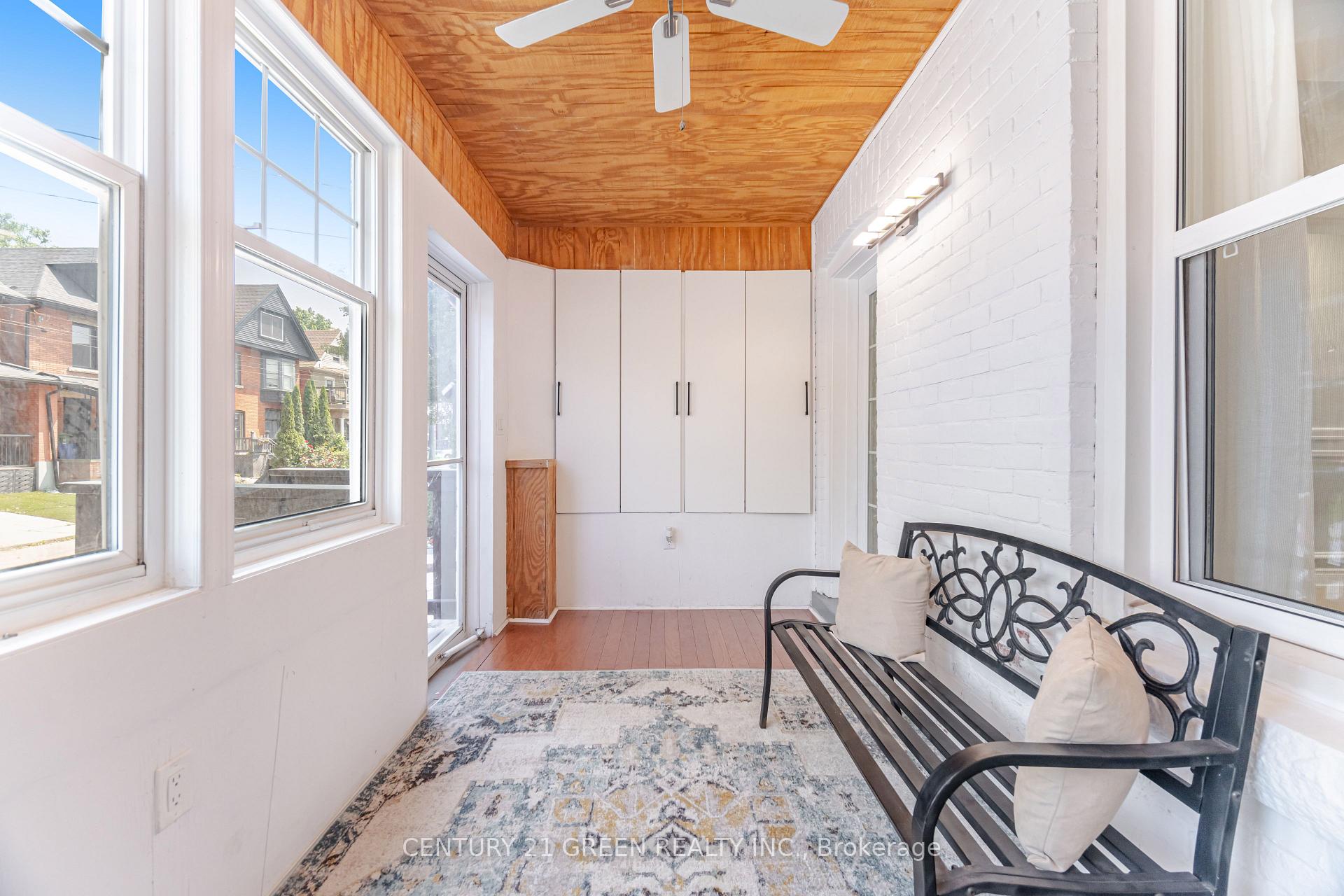 Photo 4 of 61 Stirton Street, Hamilton, Gibson — HOMEH