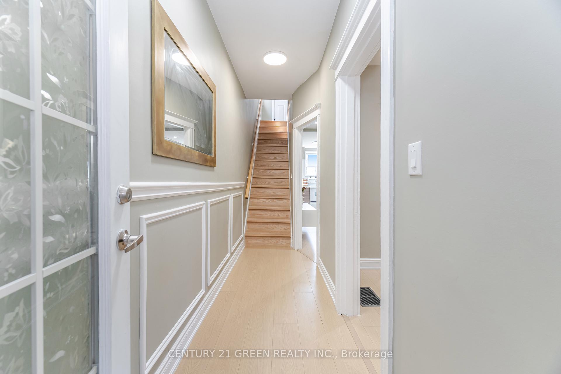 Photo 5 of 61 Stirton Street, Hamilton, Gibson — HOMEH