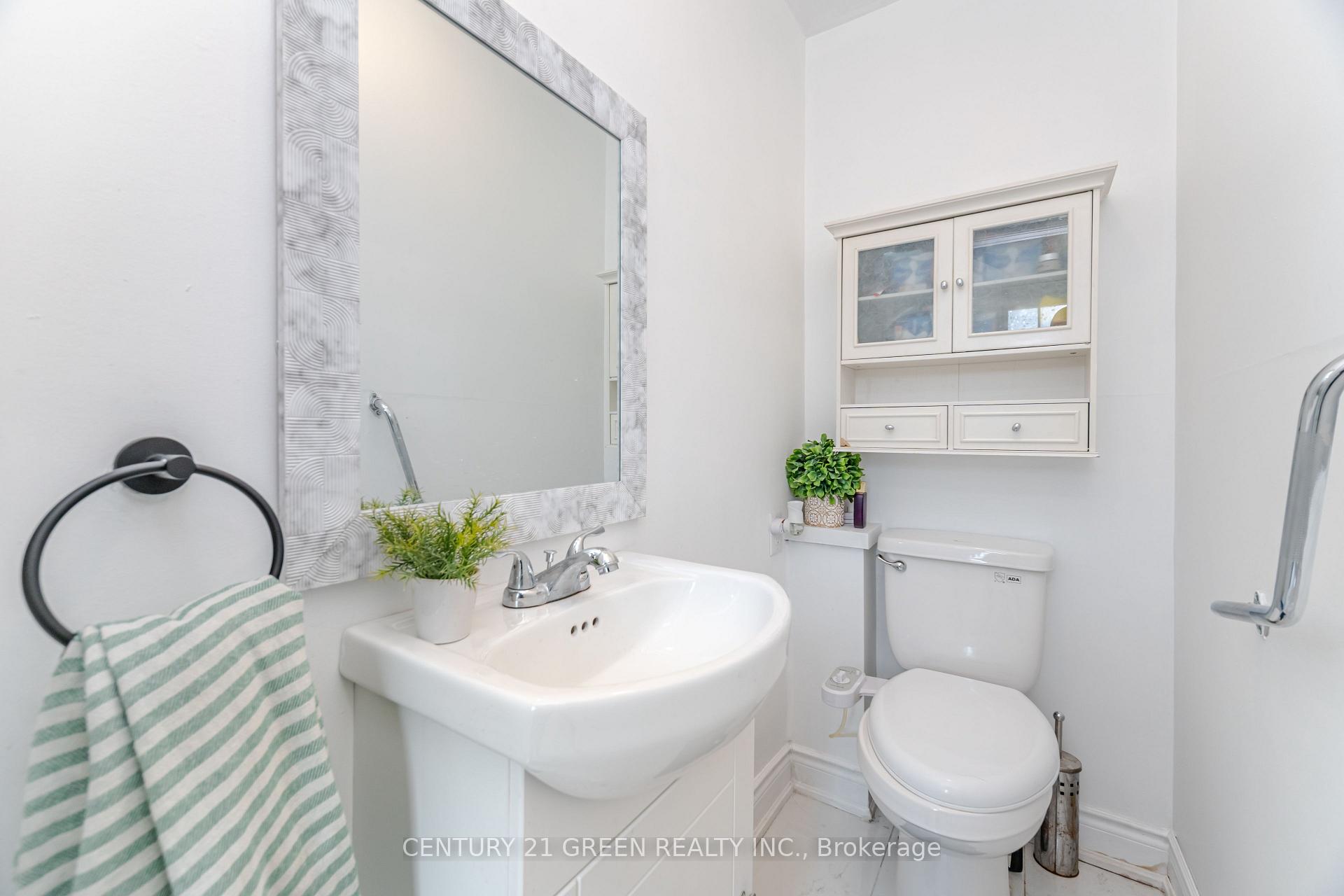 Photo 18 of 61 Stirton Street, Hamilton, Gibson — HOMEH