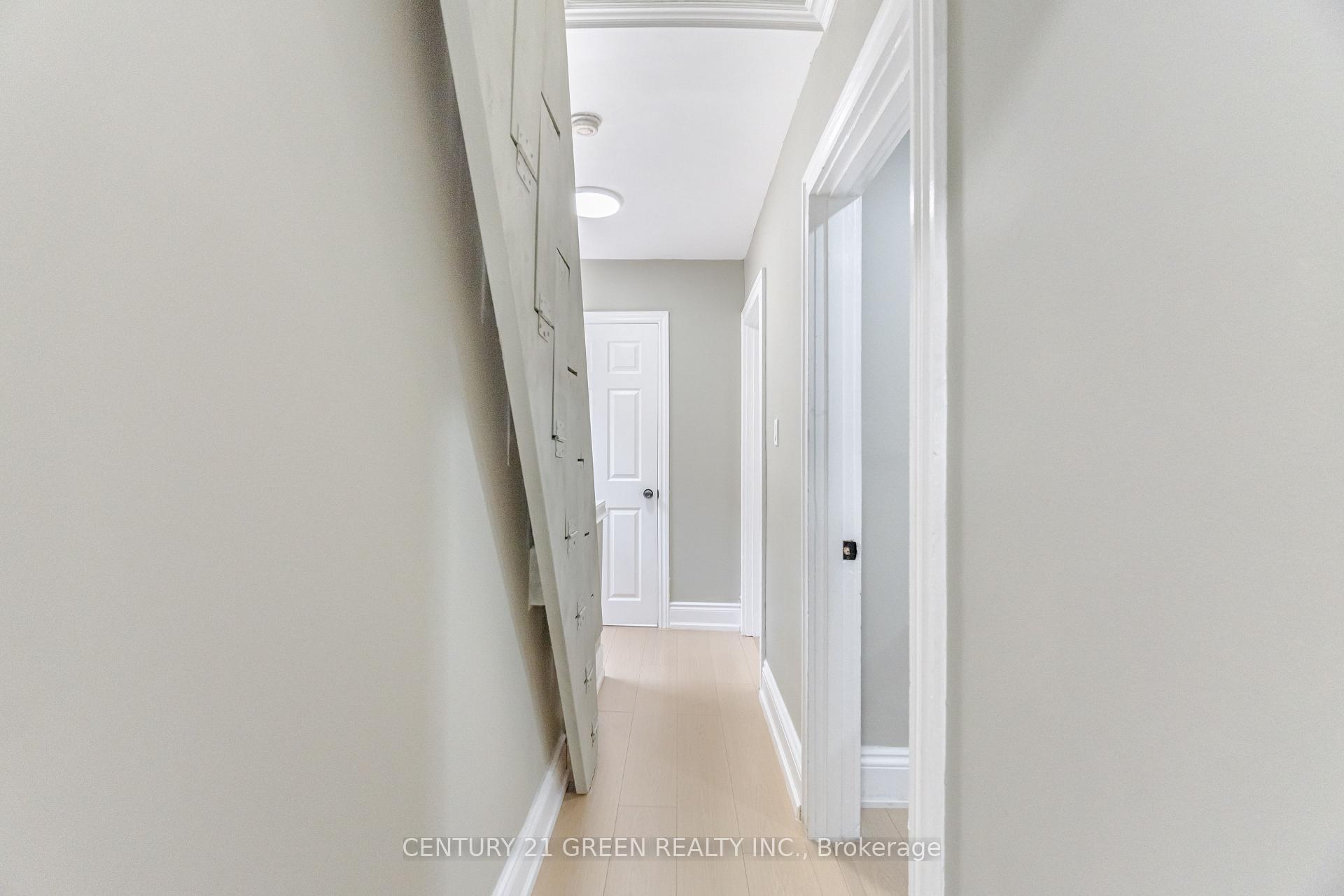 Photo 30 of 61 Stirton Street, Hamilton, Gibson — HOMEH