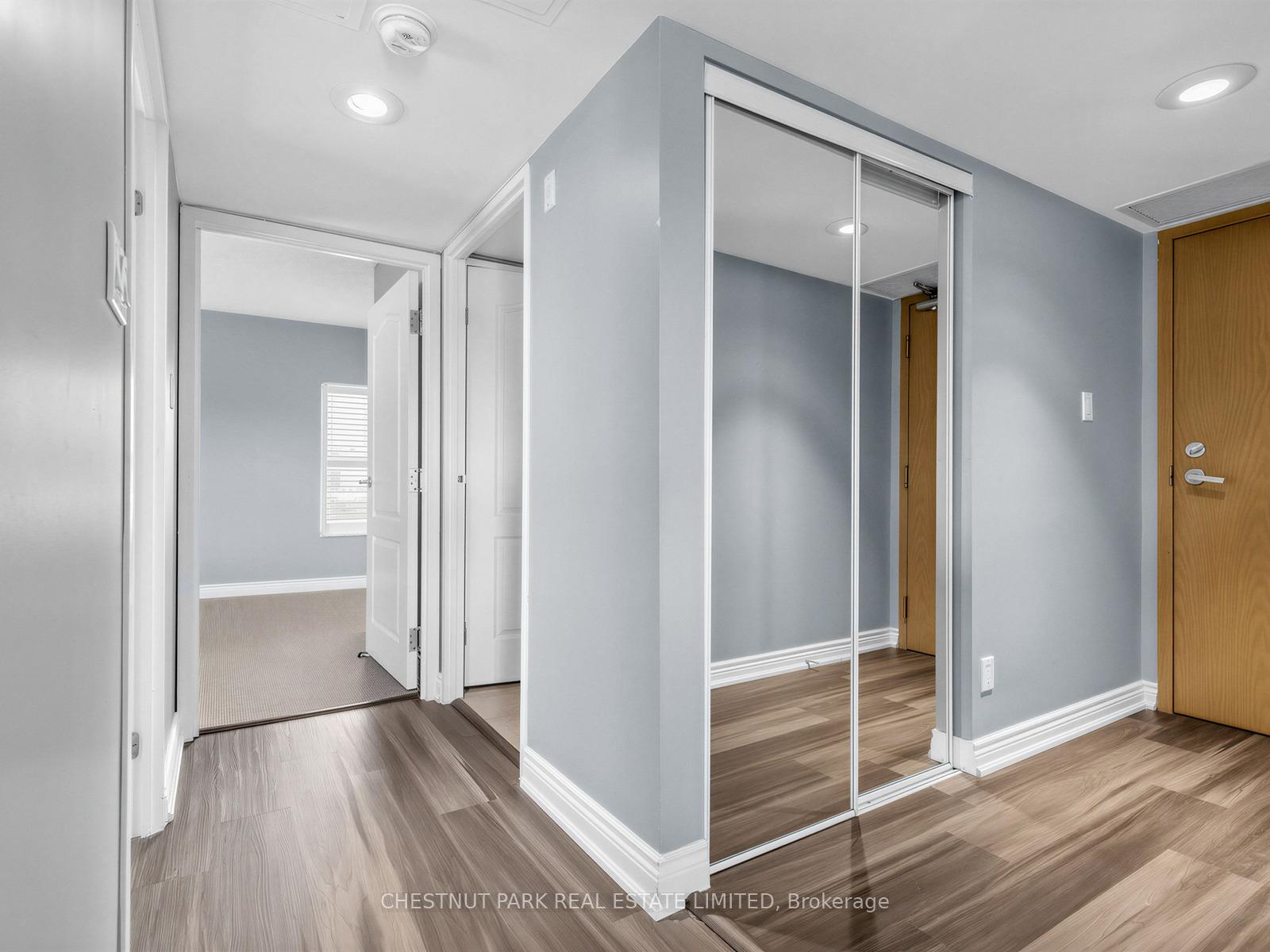 Photo 4 of Unit 502, 97 Lawton Boulevard, Toronto, Yonge-St. Clair — HOMEH