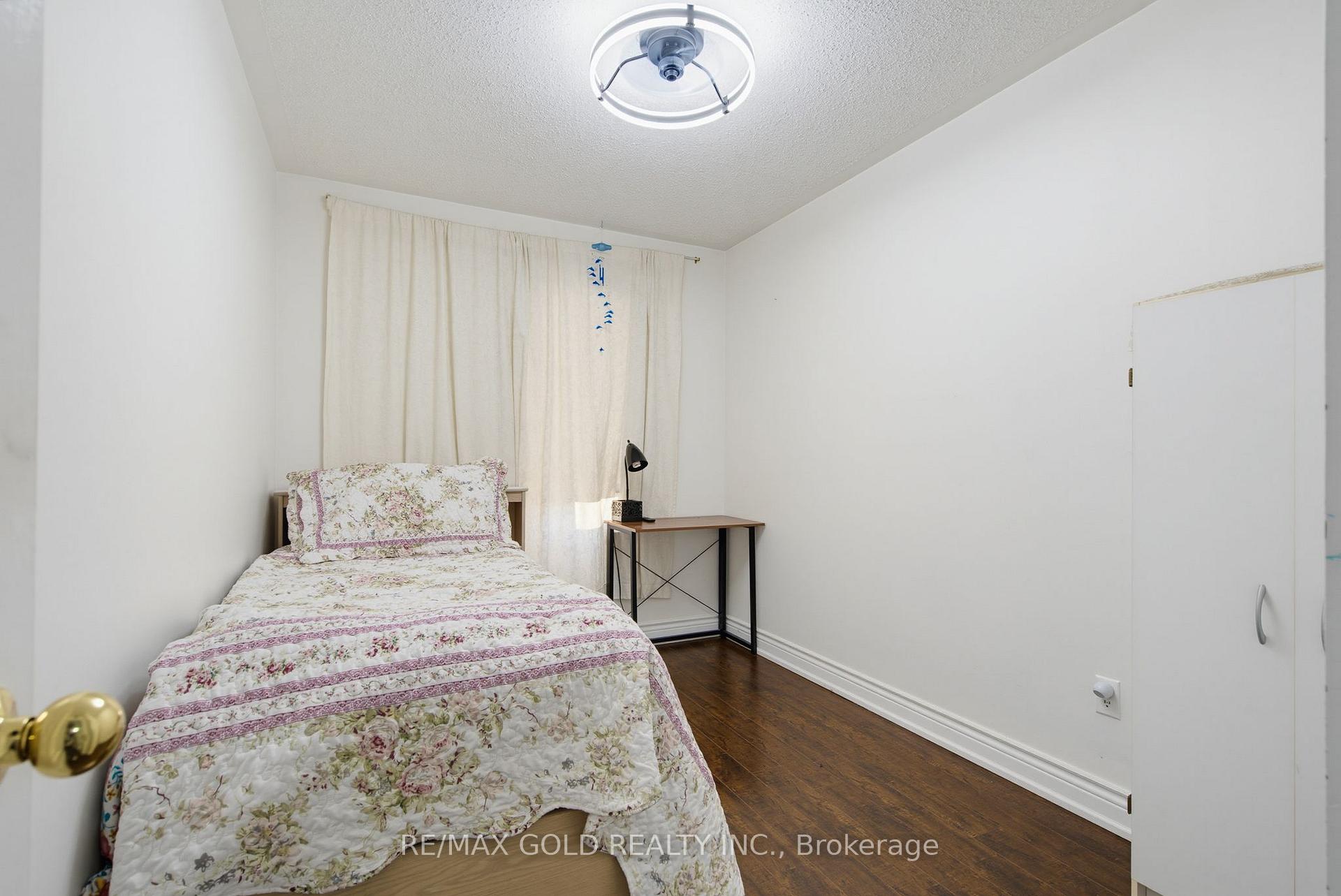 Photo 14 of 46 Sand Cherry Crescent, Brampton, Sandringham-Wellington — HOMEH