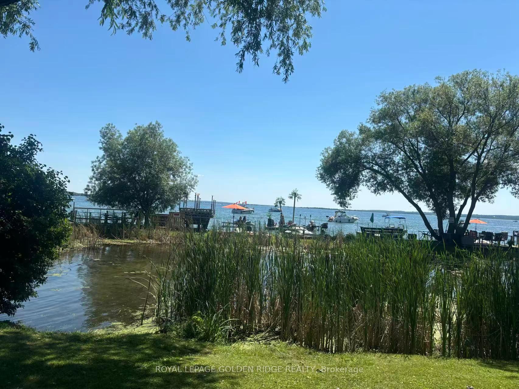 Photo 15 of 19 Lake Drive N, Georgina, Keswick North — HOMEH