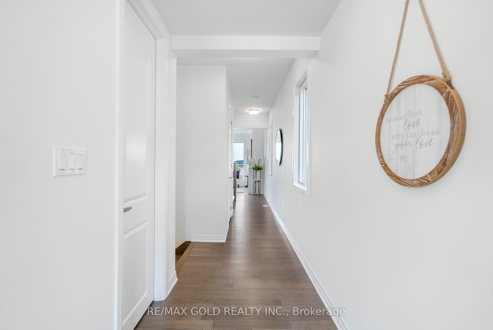 Photo 15 of 39 Timber Falls Drive, Brampton, Northwest Brampton — HOMEH