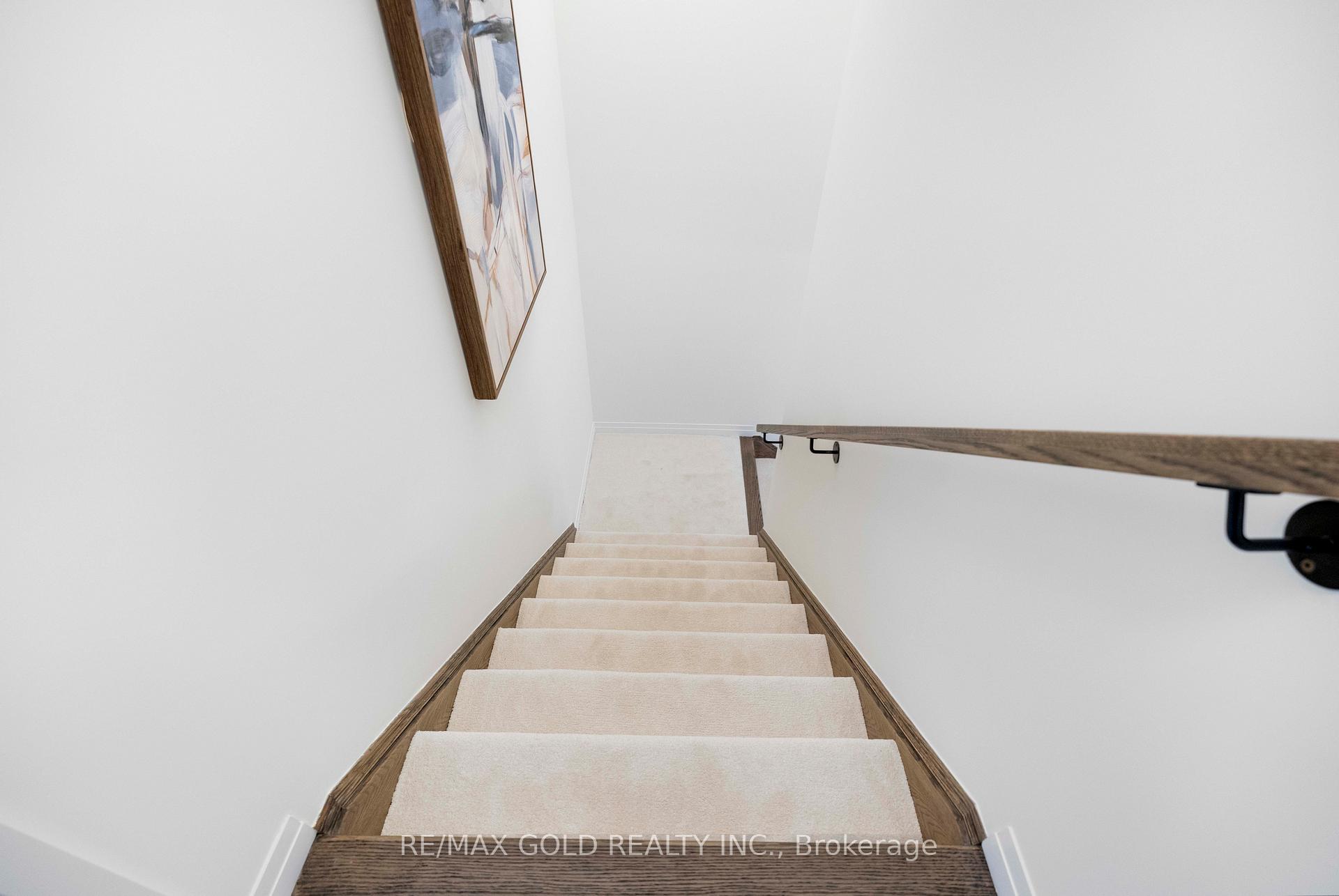 Photo 29 of 39 Timber Falls Drive, Brampton, Northwest Brampton — HOMEH