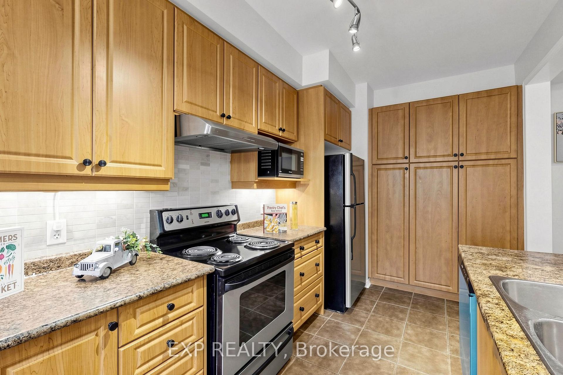 Photo 20 of 2-28 Doon Mills Drive, Kitchener, Doon South — HOMEH