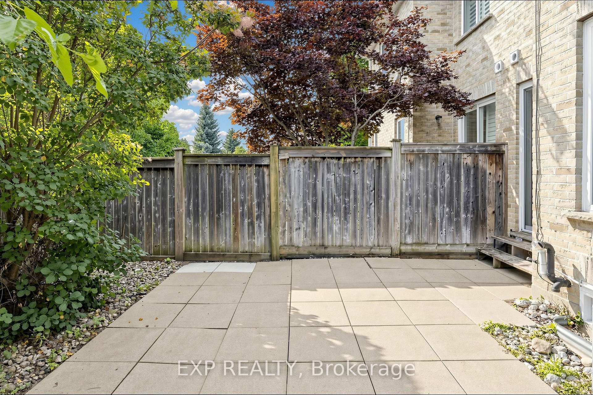 Photo 48 of 2-28 Doon Mills Drive, Kitchener, Doon South — HOMEH