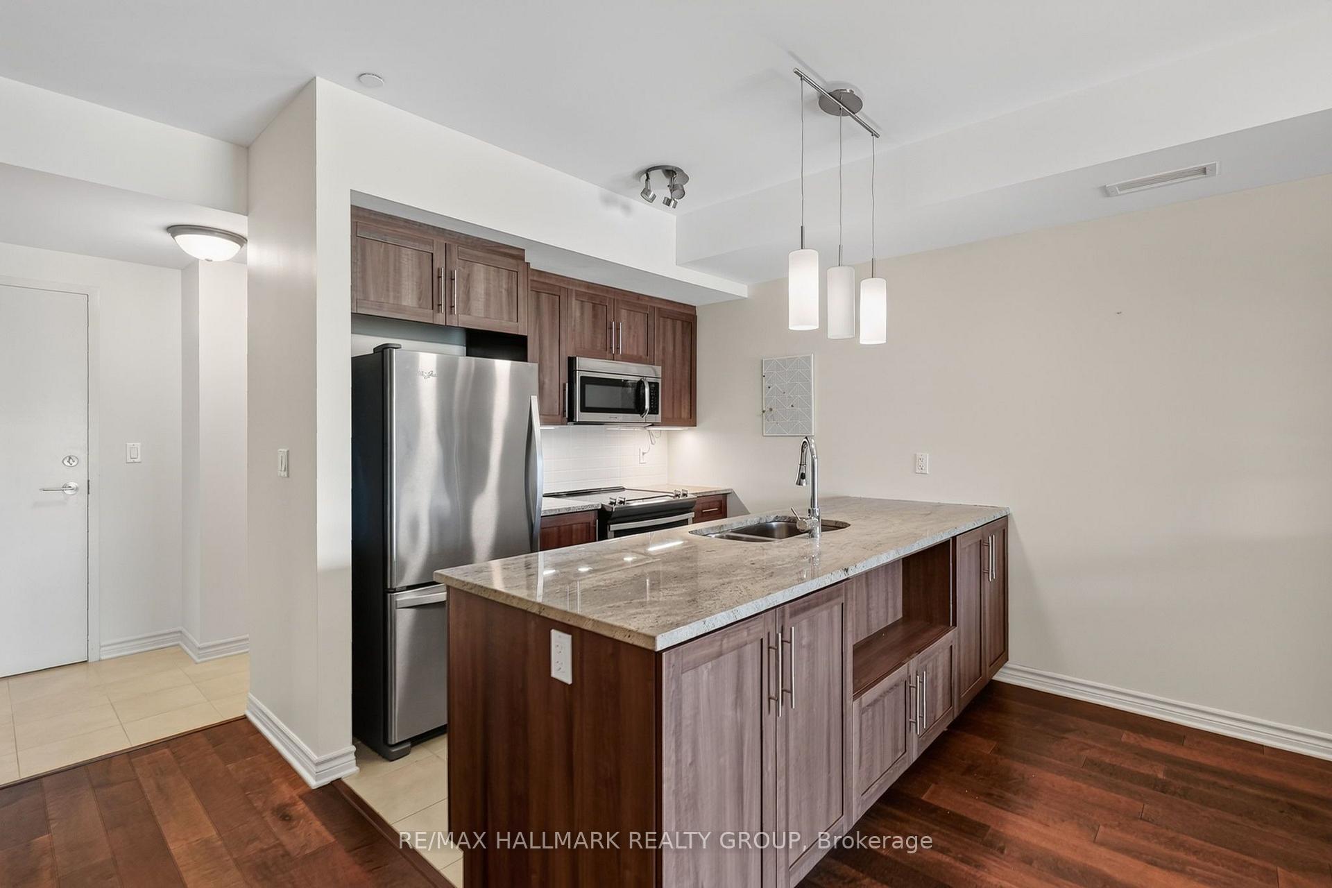 Photo 4 of Unit 206, 120 Prestige Circle, Ottawa, Chatelaine Village — HOMEH