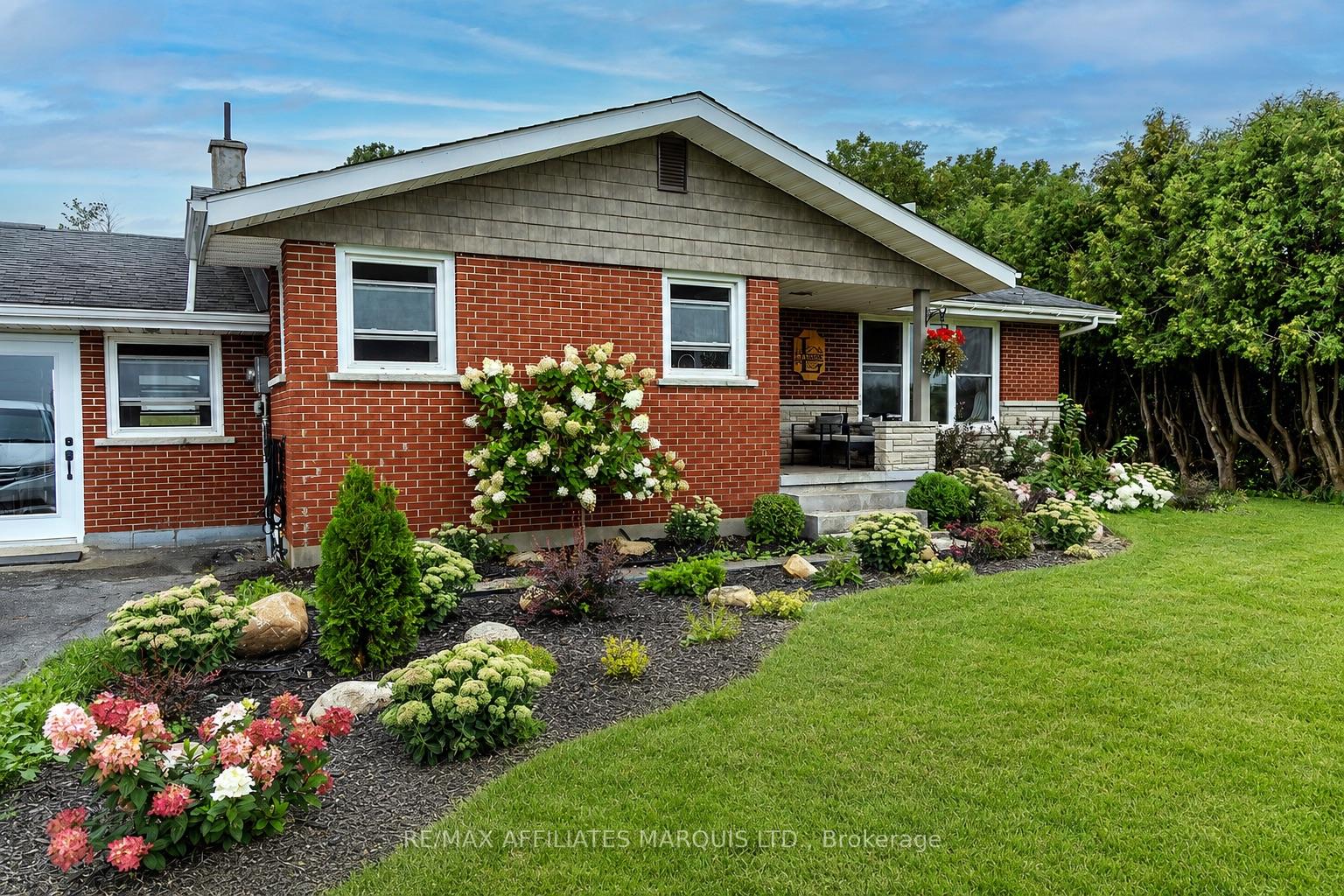 Front of 12662 County Road 18