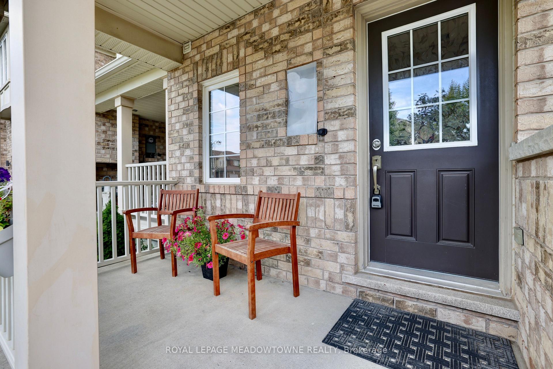 Photo 3 of 601 Cargill Path, Milton, Coates — HOMEH