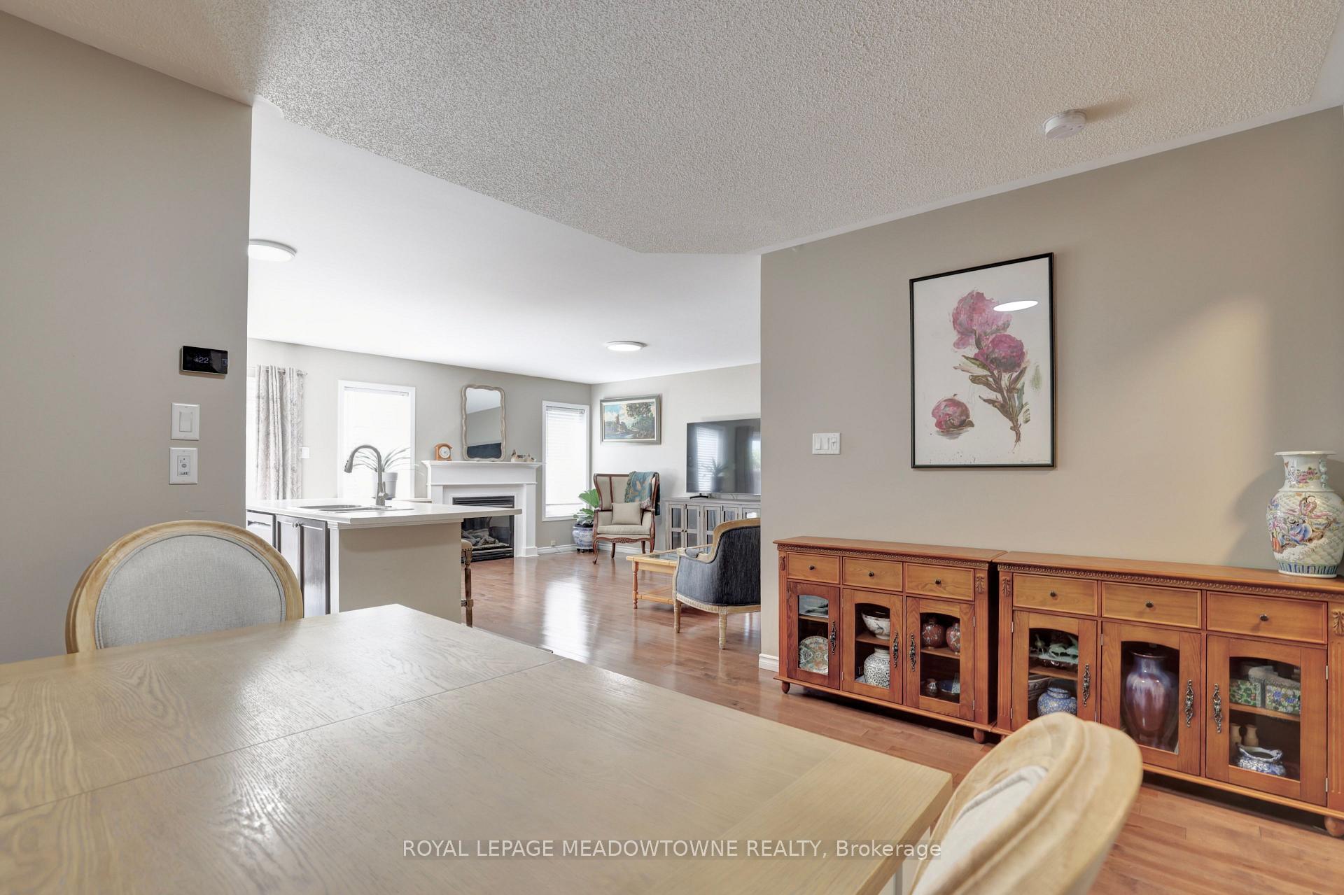 Photo 6 of 601 Cargill Path, Milton, Coates — HOMEH