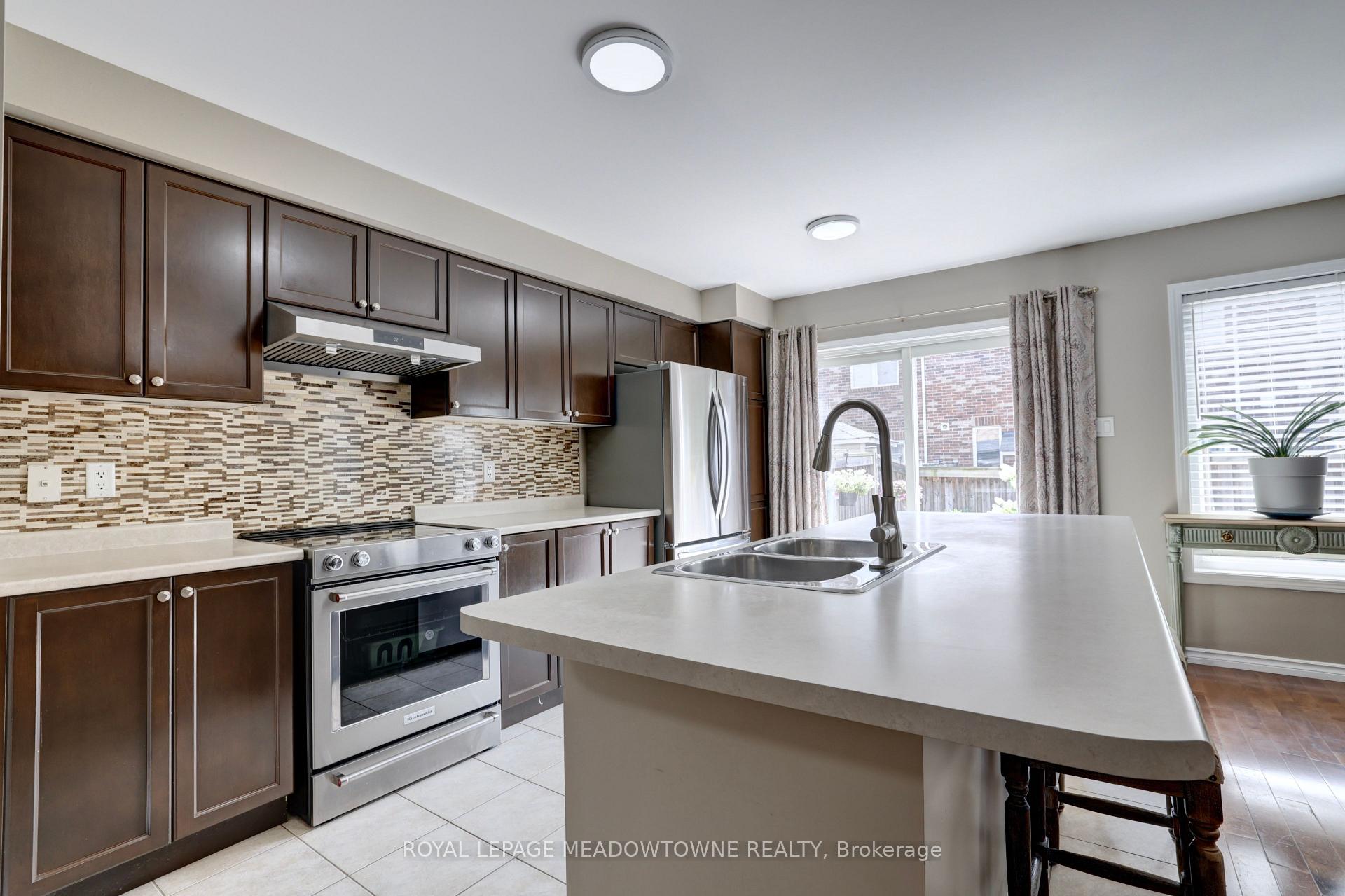 Photo 7 of 601 Cargill Path, Milton, Coates — HOMEH