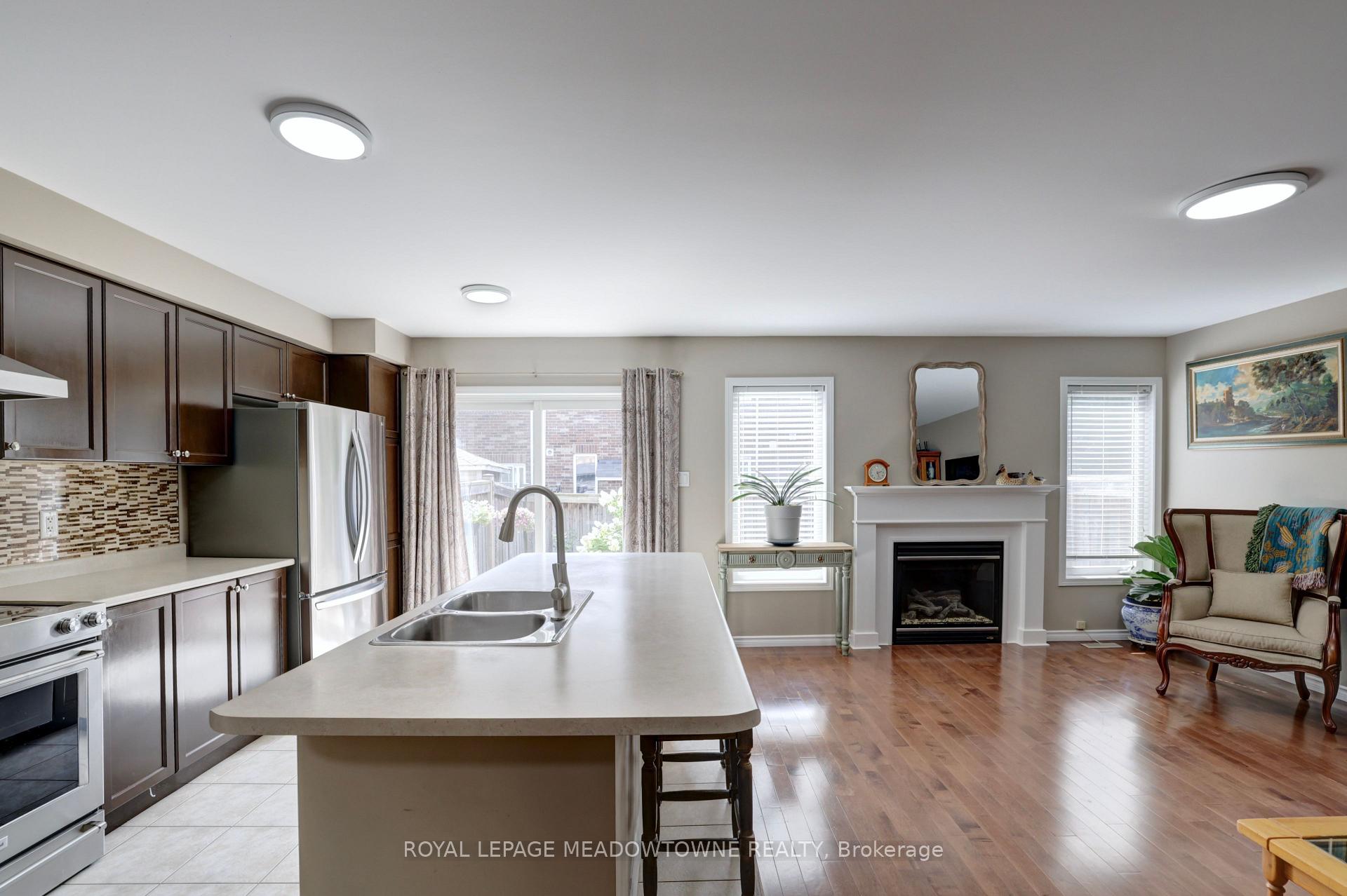 Photo 9 of 601 Cargill Path, Milton, Coates — HOMEH