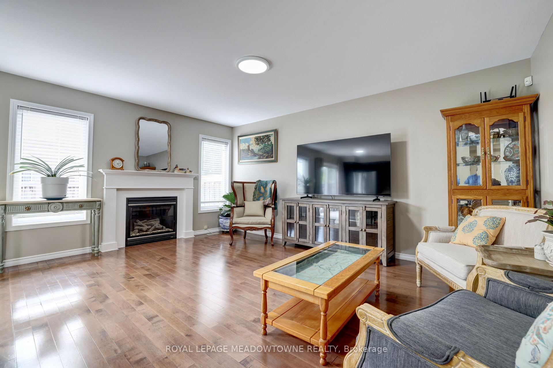 Photo 12 of 601 Cargill Path, Milton, Coates — HOMEH