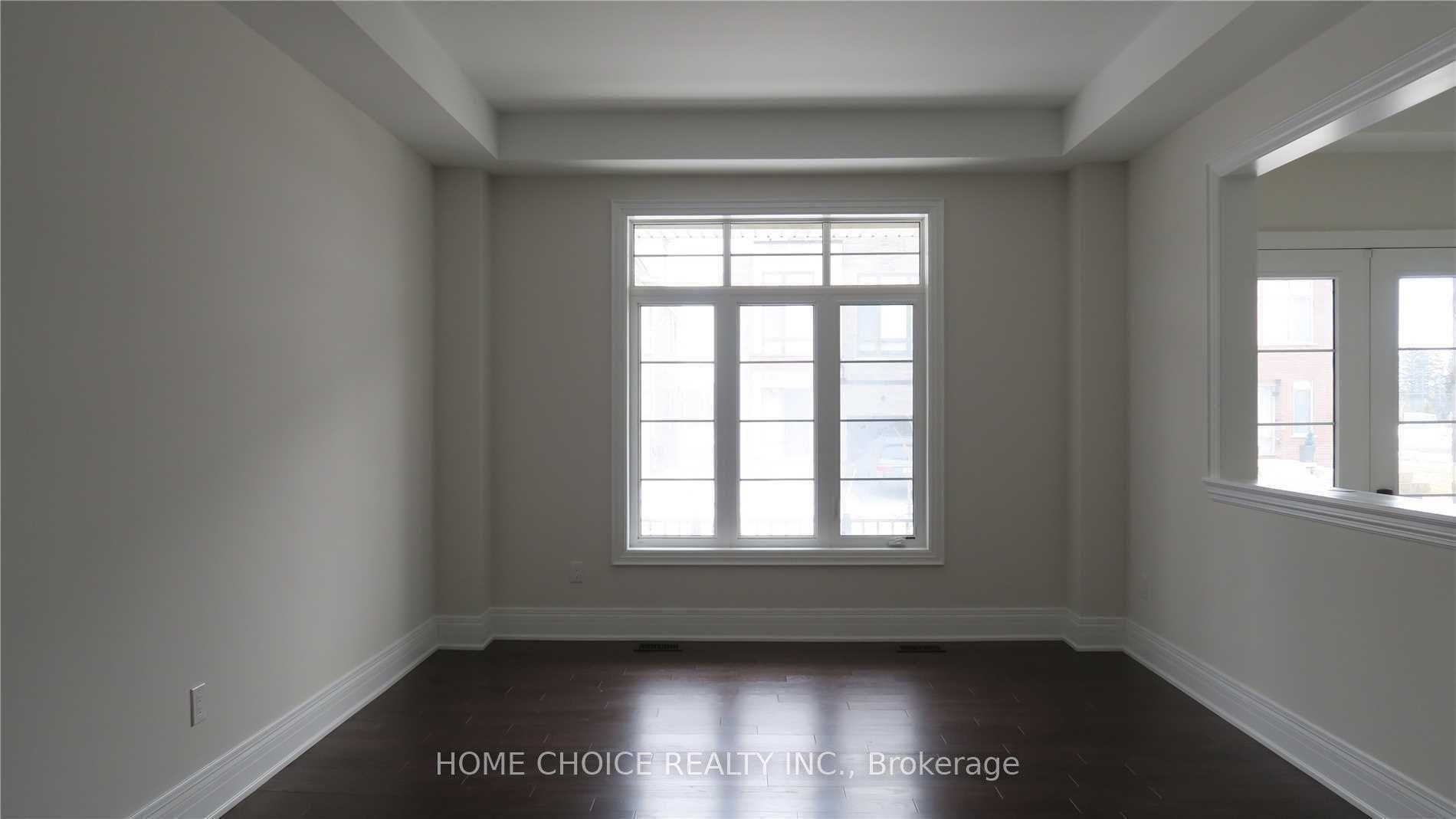 Photo 3 of 120 Hurst Avenue, Vaughan, Patterson — HOMEH