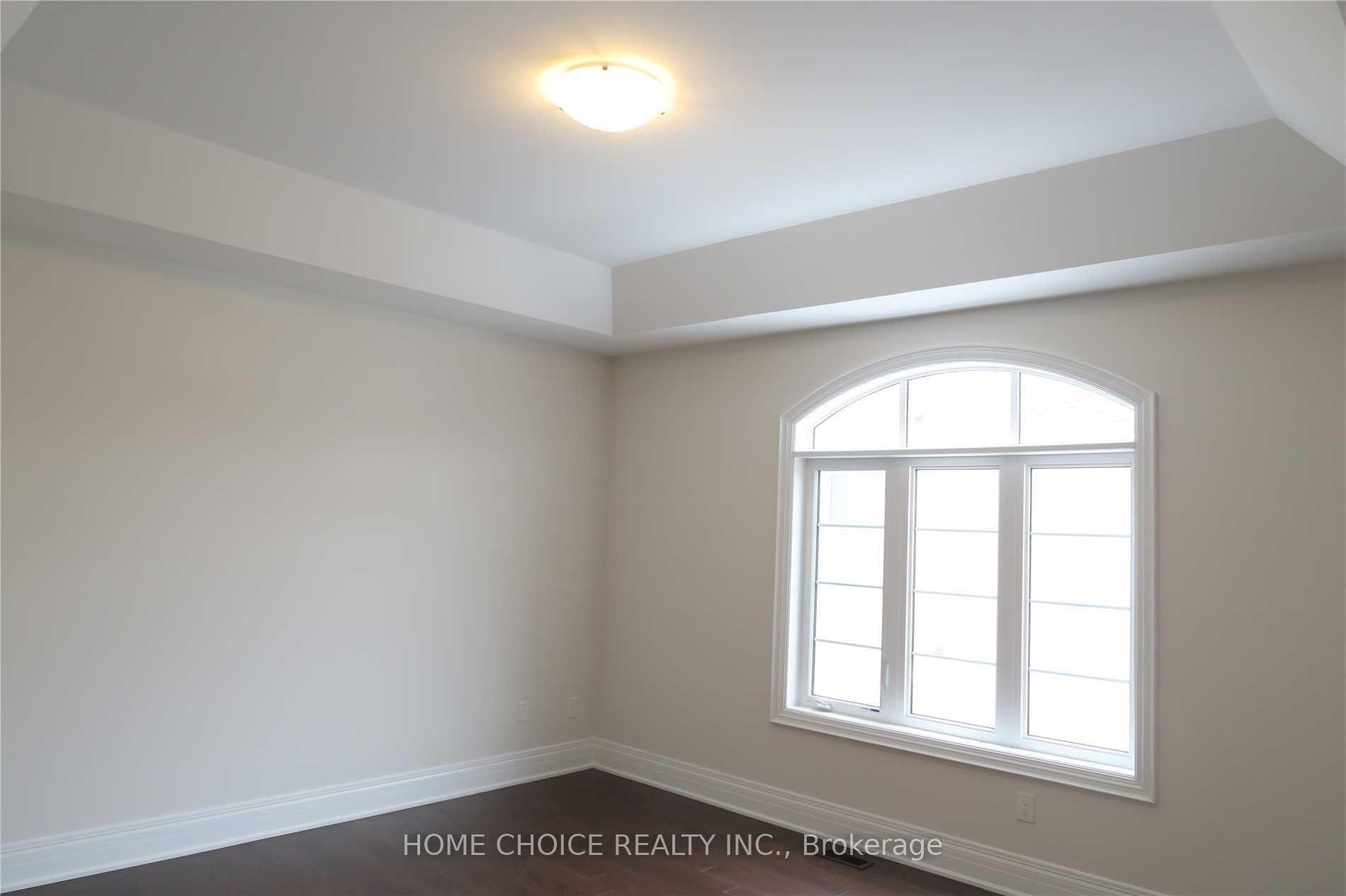 Photo 11 of 120 Hurst Avenue, Vaughan, Patterson — HOMEH