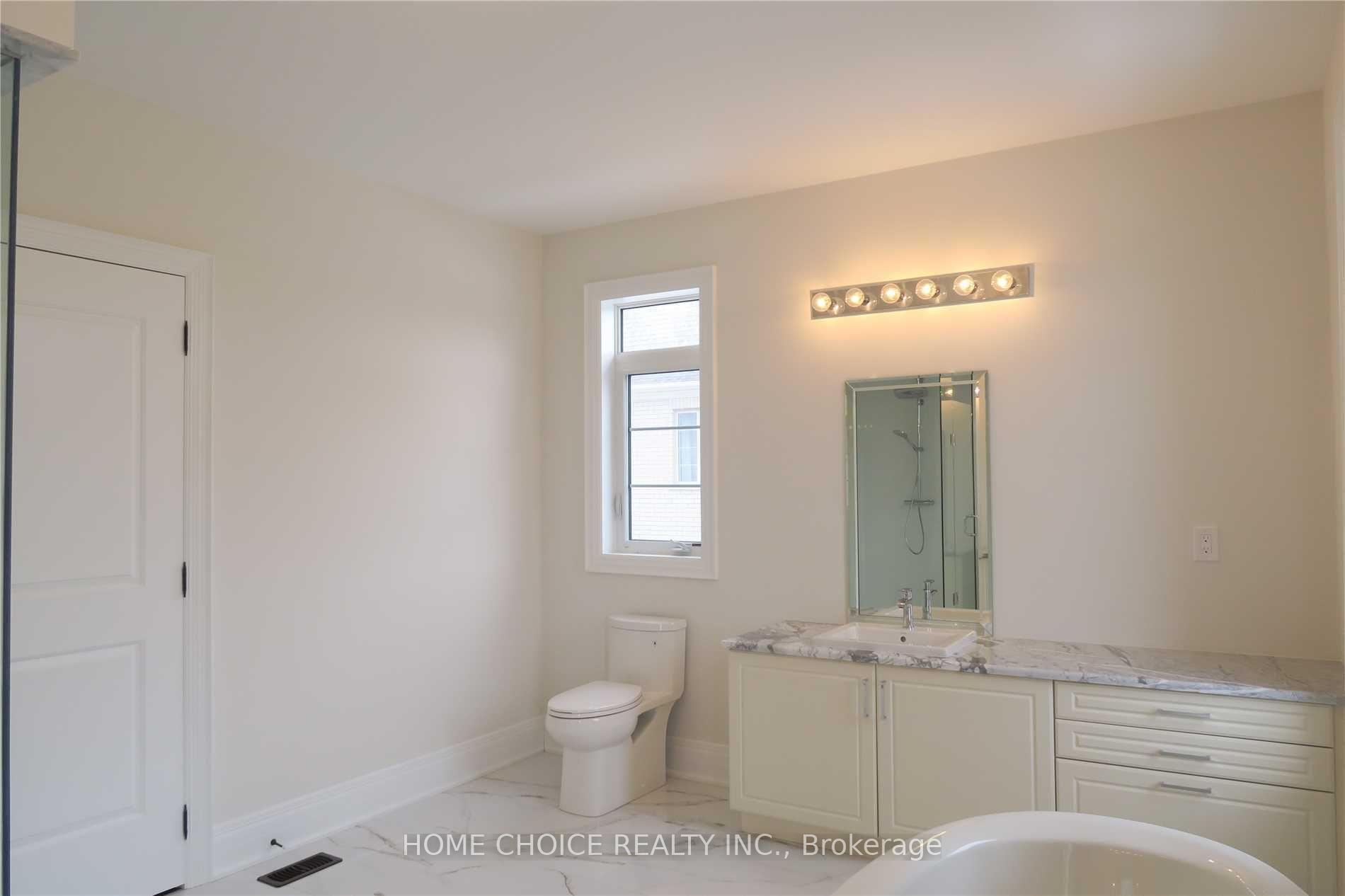 Photo 12 of 120 Hurst Avenue, Vaughan, Patterson — HOMEH