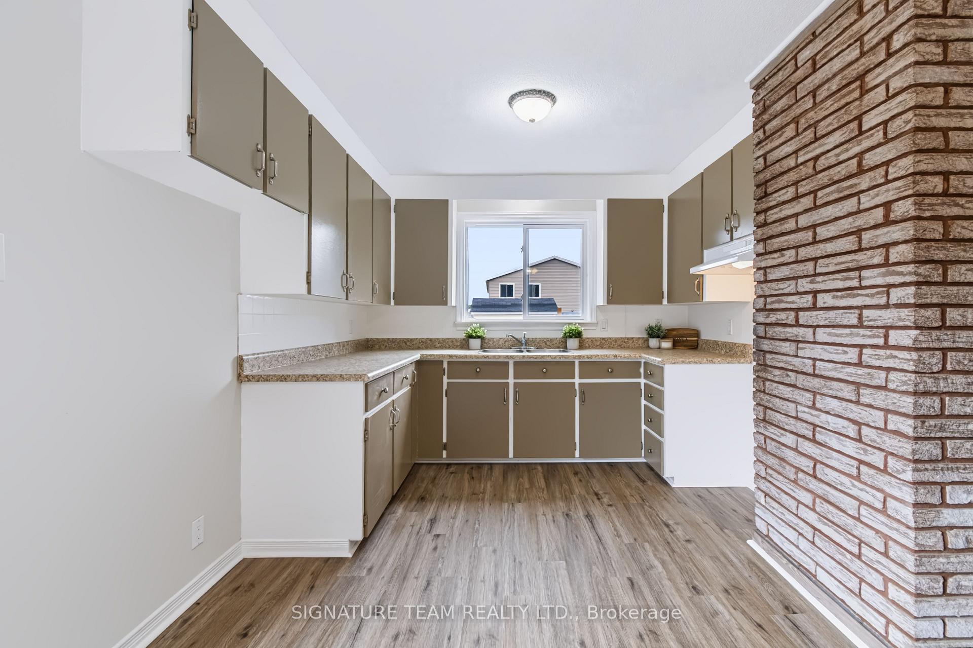 Photo 6 of 189 Schwanz Road, Petawawa, Petawawa — HOMEH